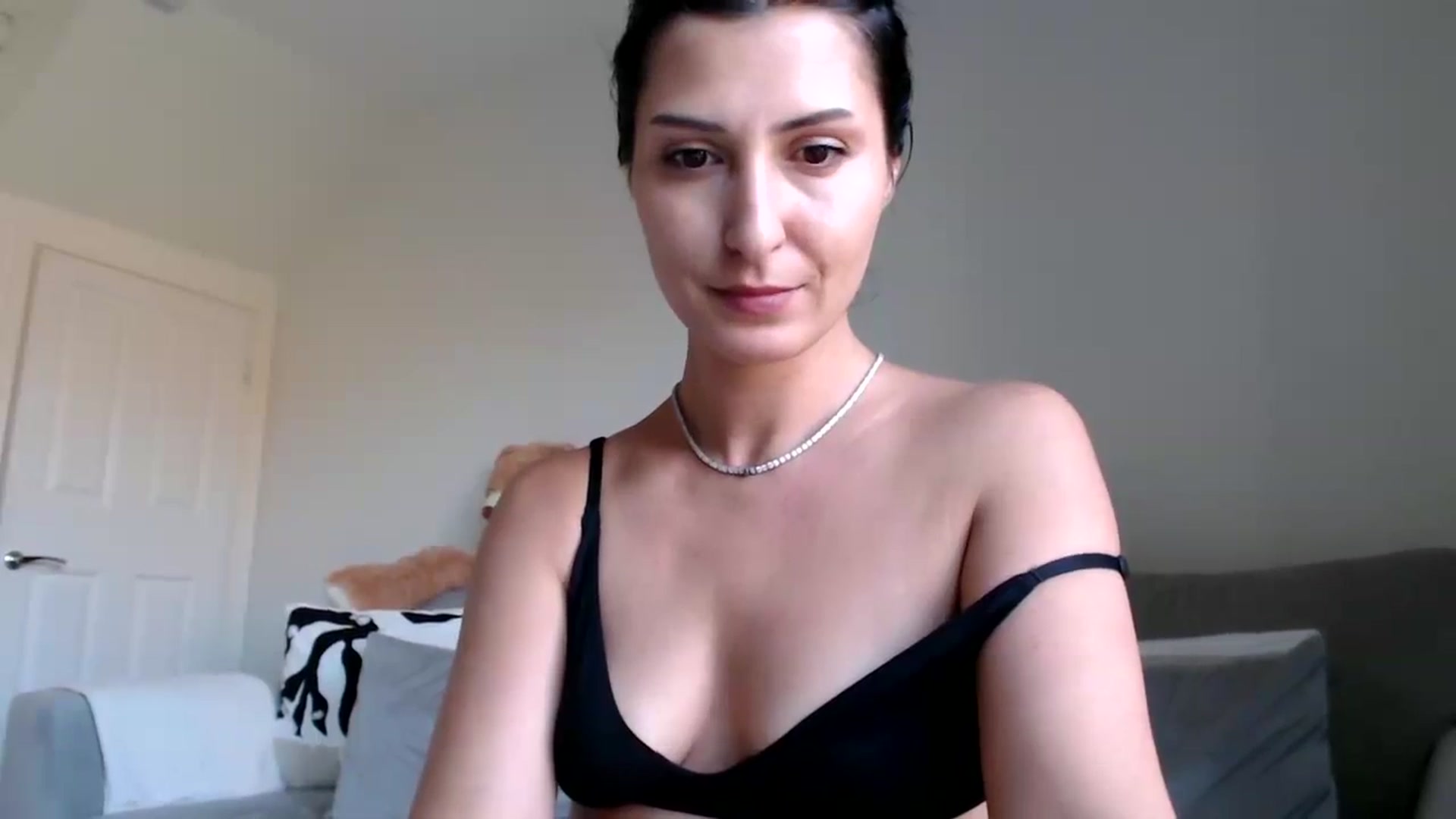 Gallery image thumbnail from MissLeanne's myfreecams stream on, 07/11/2025, 14:46 image 16 of 20