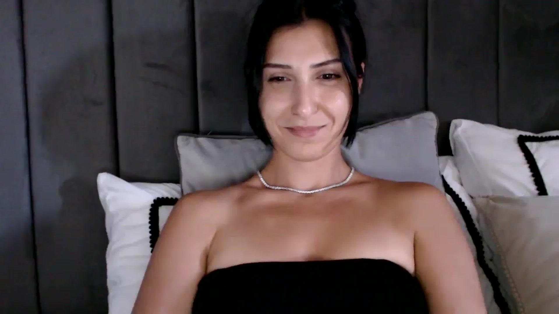 Gallery image thumbnail from MissLeanne's myfreecams stream on, 07/12/2025, 15:11 image 3 of 20
