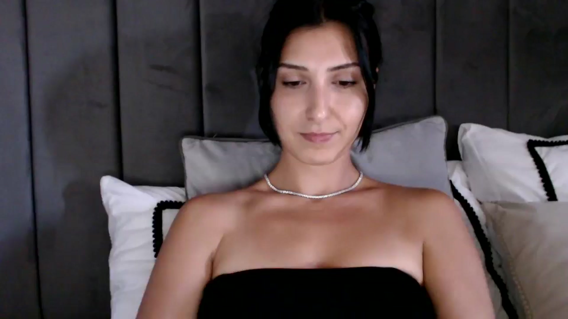 Gallery image thumbnail from MissLeanne's myfreecams stream on, 07/12/2025, 15:11 image 1 of 20