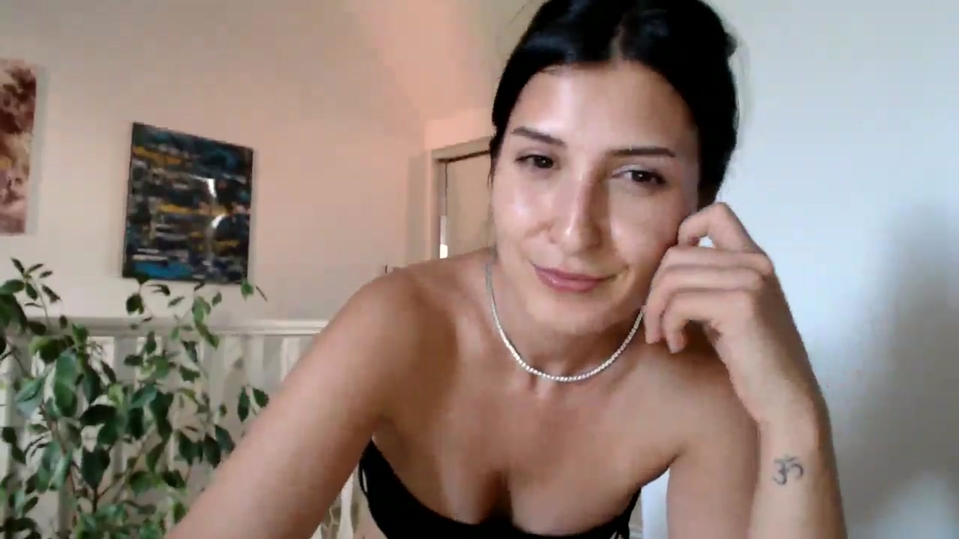 Gallery image thumbnail from MissLeanne's myfreecams stream on, 07/12/2025, 16:03 image 10 of 20