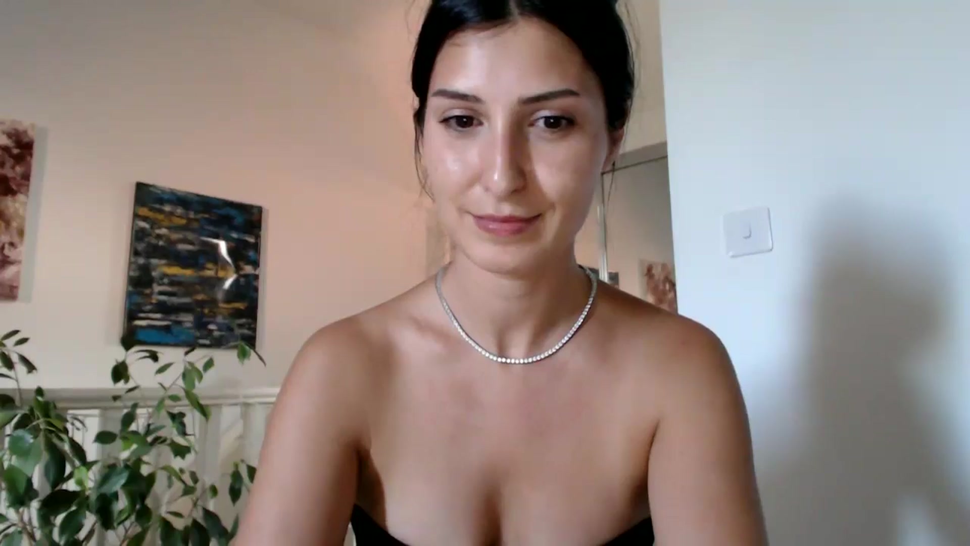 Gallery image thumbnail from MissLeanne's myfreecams stream on, 07/12/2025, 16:03 image 19 of 20