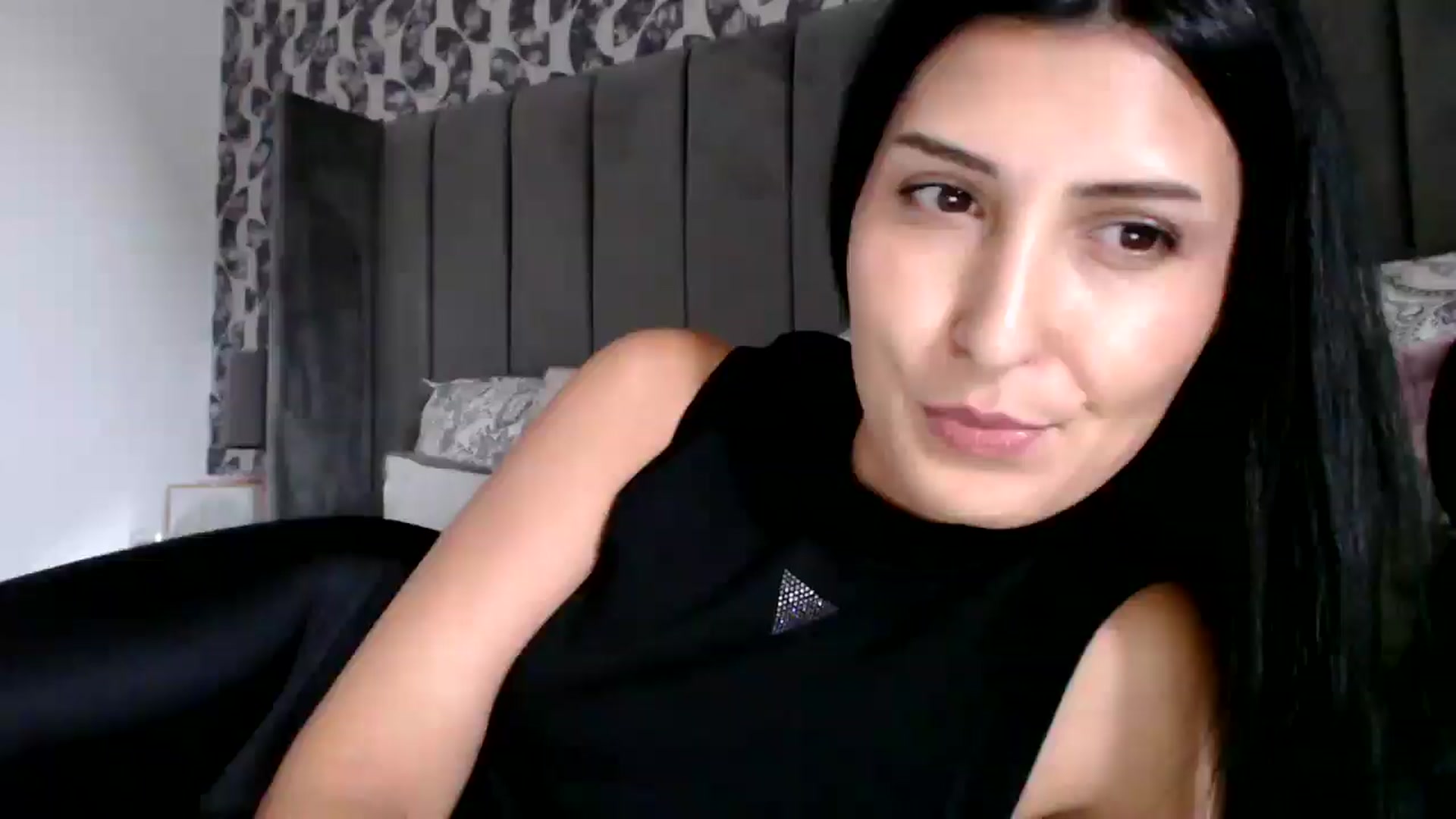Gallery image thumbnail from MissLeanne's myfreecams stream on, 07/22/2025, 15:13 image 11 of 20