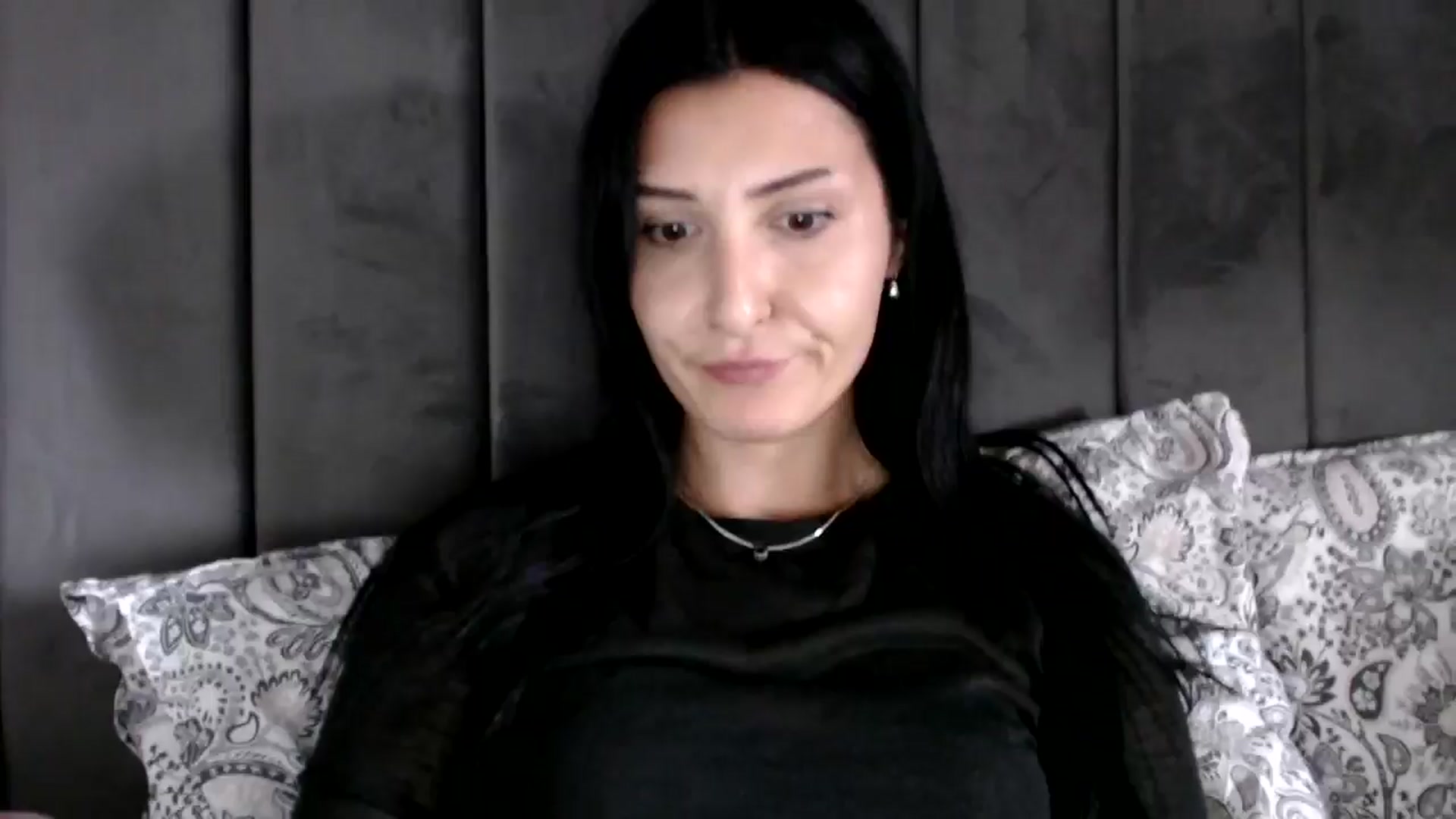 Gallery image thumbnail from MissLeanne's myfreecams stream on, 07/24/2025, 12:45 image 10 of 20