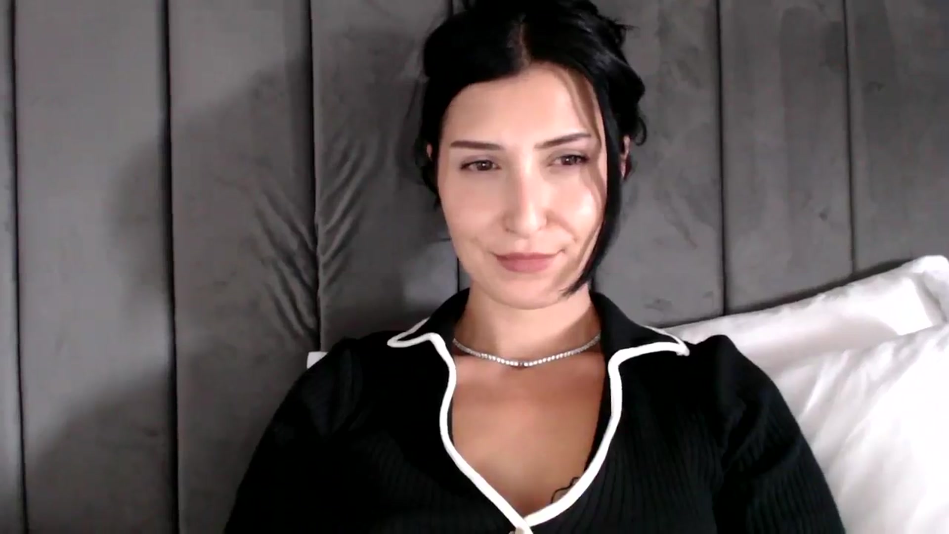 Gallery image thumbnail from MissLeanne's myfreecams stream on, 08/05/2025, 12:20 image 5 of 20