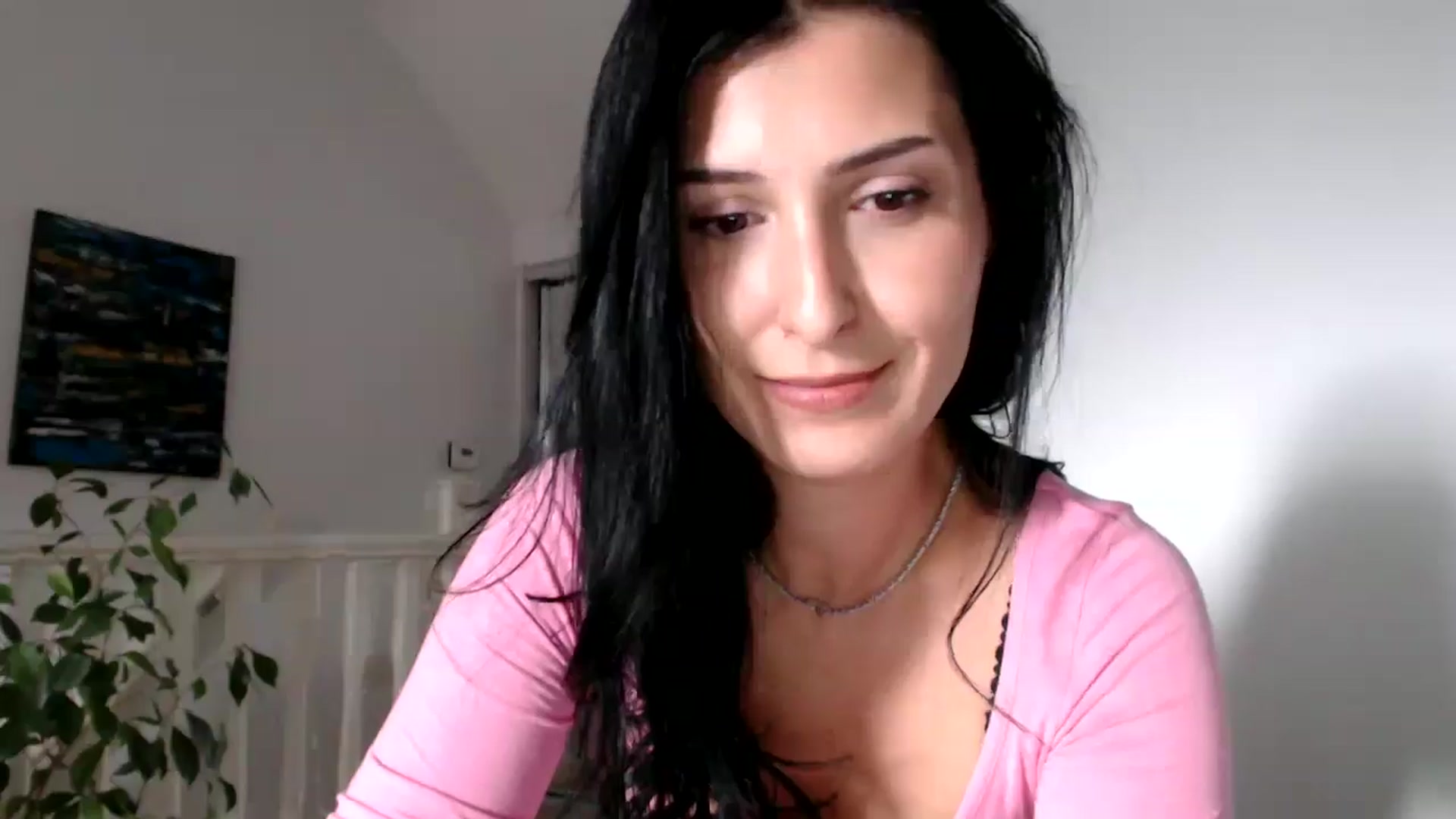 Gallery image thumbnail from MissLeanne's myfreecams stream on, 08/05/2025, 13:13 image 6 of 20