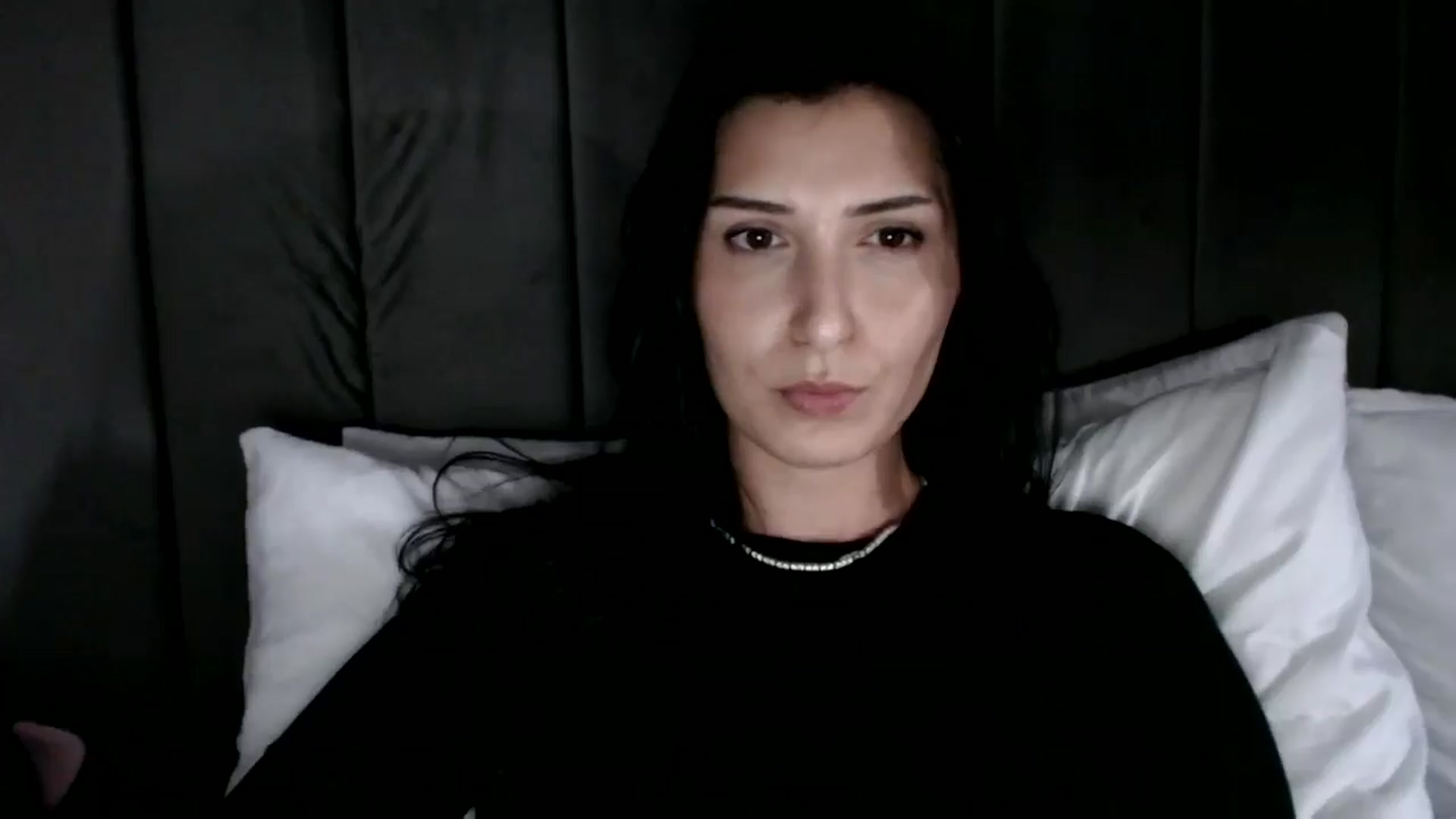 Gallery image thumbnail from MissLeanne's myfreecams stream on, 08/05/2025, 15:05 image 15 of 20