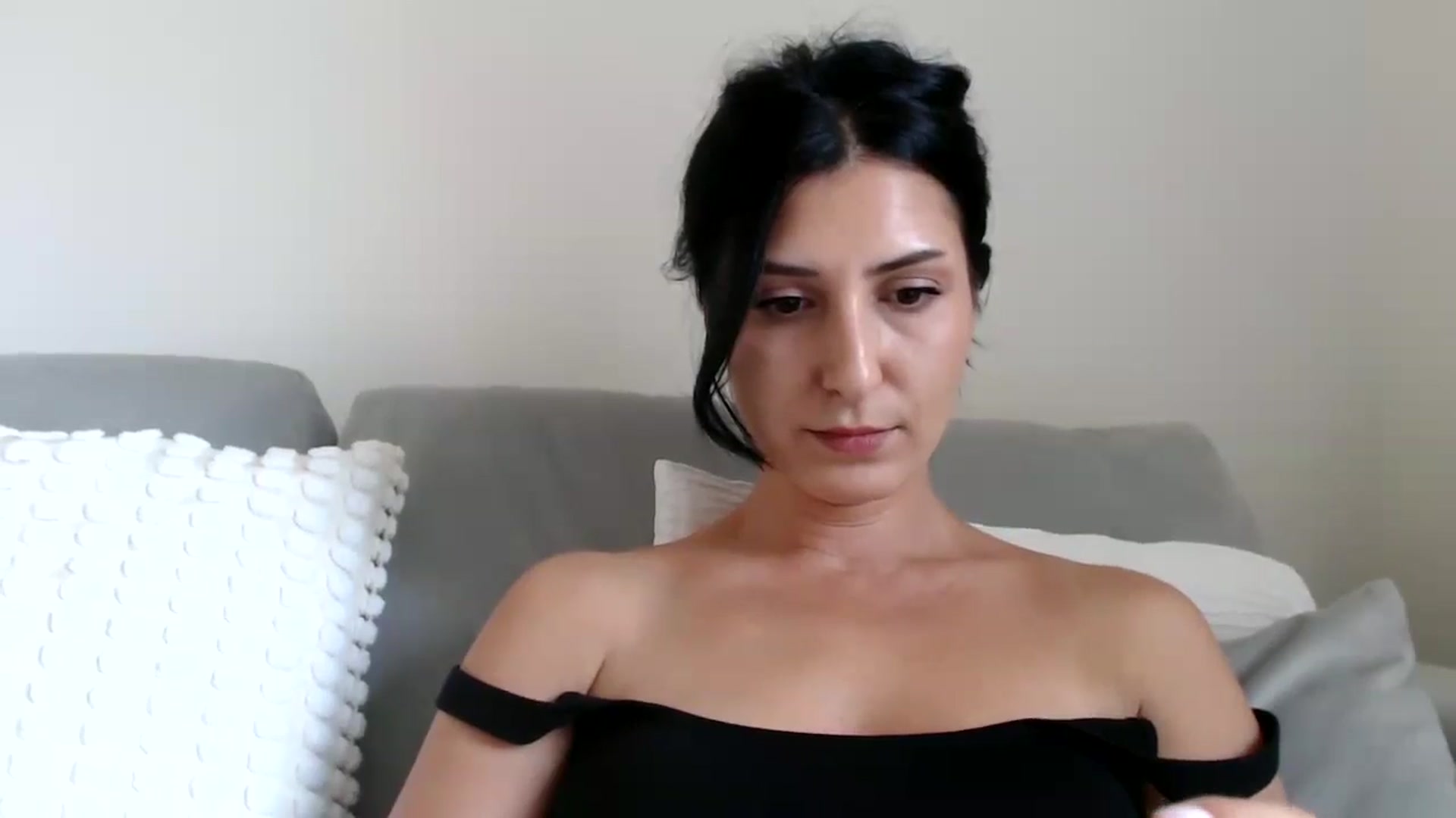 Gallery image thumbnail from MissLeanne's myfreecams stream on, 08/13/2025, 15:02 image 2 of 20