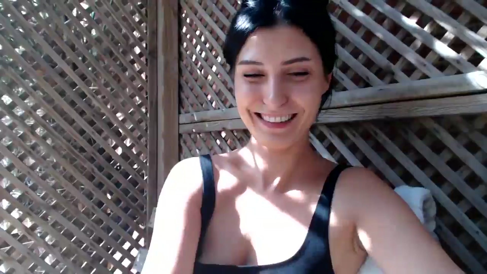 Gallery image thumbnail from MissLeanne's myfreecams stream on, 08/13/2025, 15:02 image 10 of 20