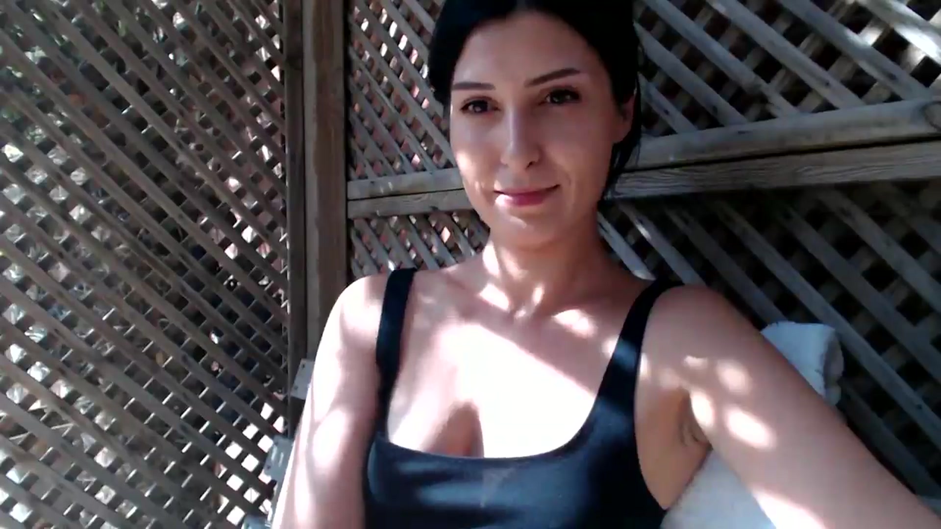 Gallery image thumbnail from MissLeanne's myfreecams stream on, 08/13/2025, 15:02 image 13 of 20