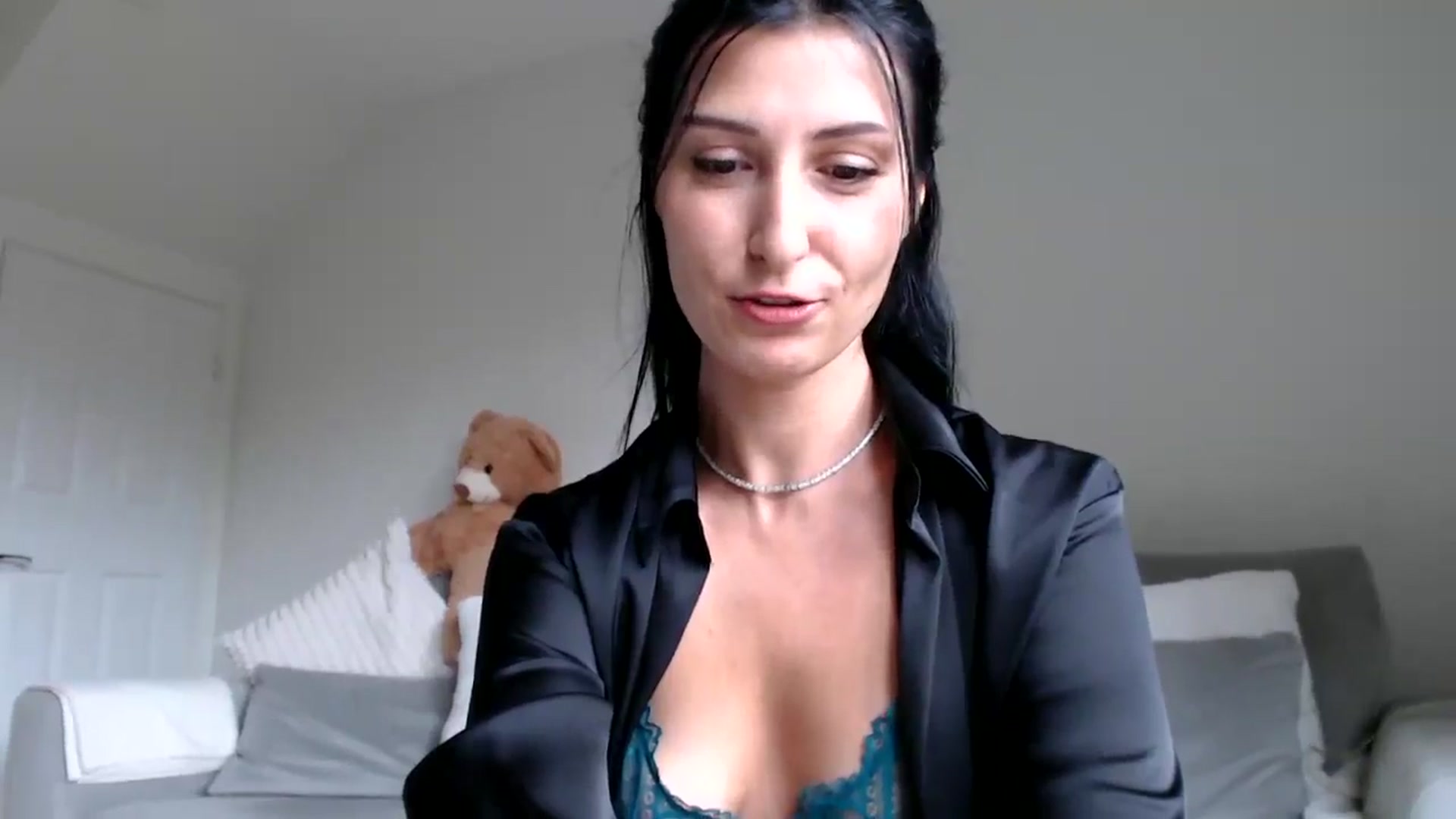 Gallery image thumbnail from MissLeanne's myfreecams stream on, 08/18/2025, 12:31 image 5 of 20
