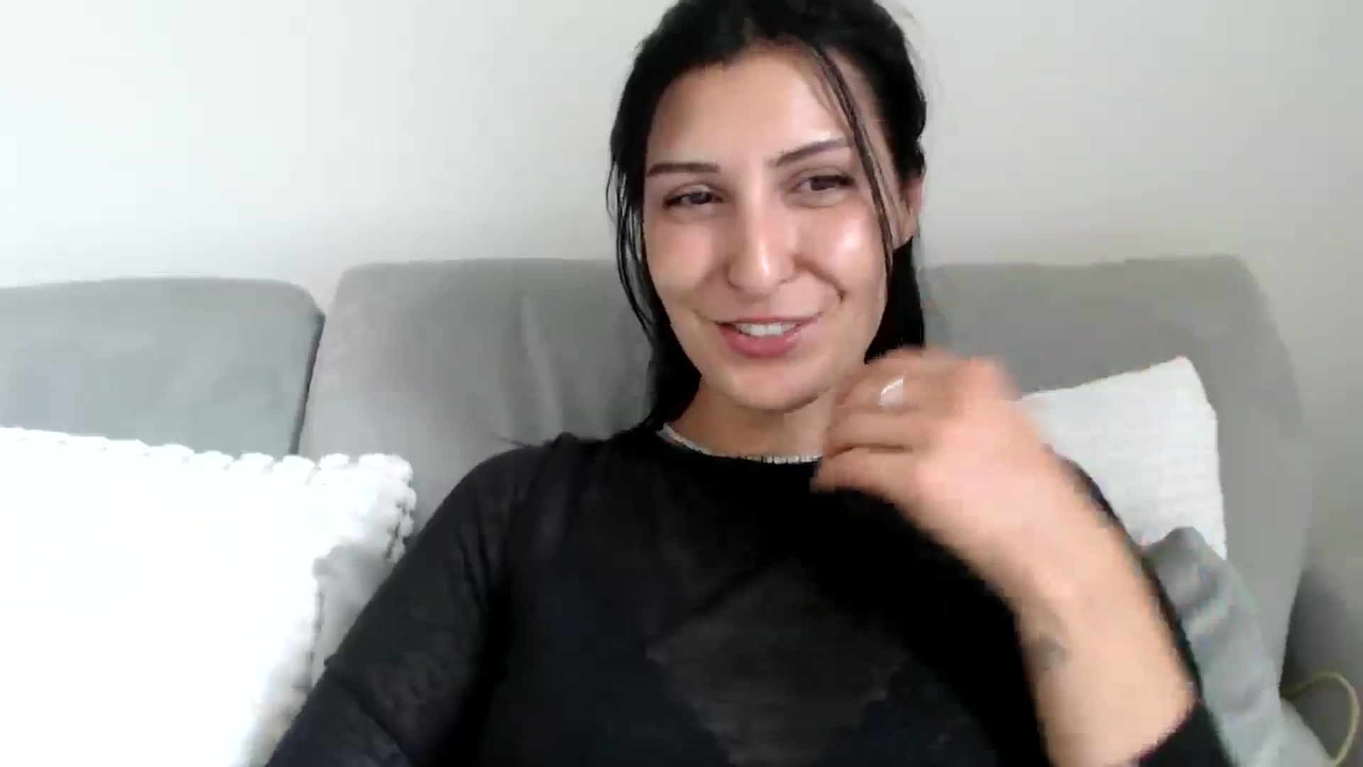 Gallery image thumbnail from MissLeanne's myfreecams stream on, 08/18/2025, 15:19 image 6 of 20