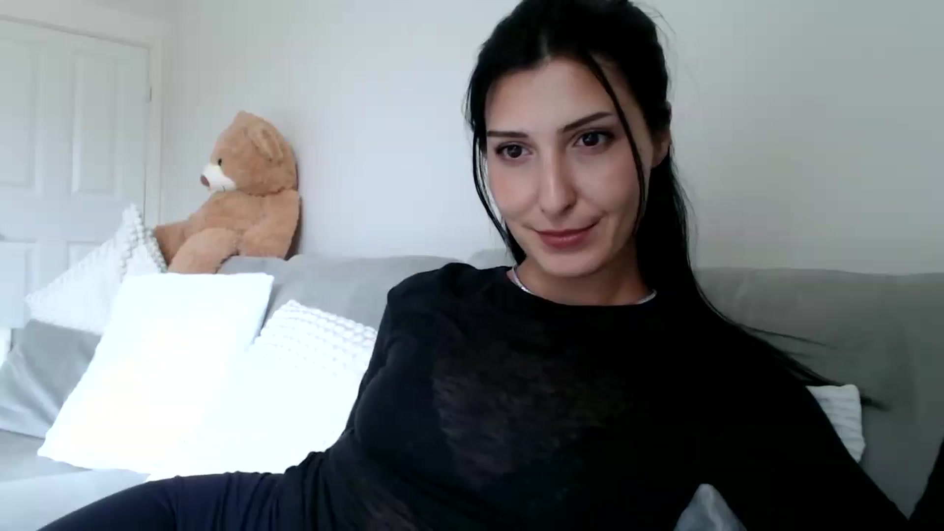 Gallery image thumbnail from MissLeanne's myfreecams stream on, 08/18/2025, 15:19 image 1 of 20