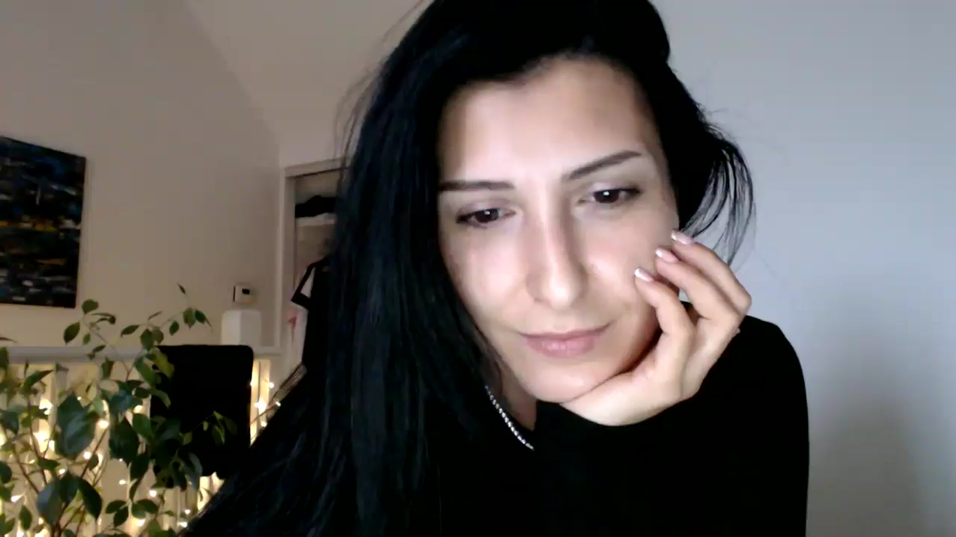 Gallery image thumbnail from MissLeanne's myfreecams stream on, 08/19/2025, 17:49 image 4 of 20