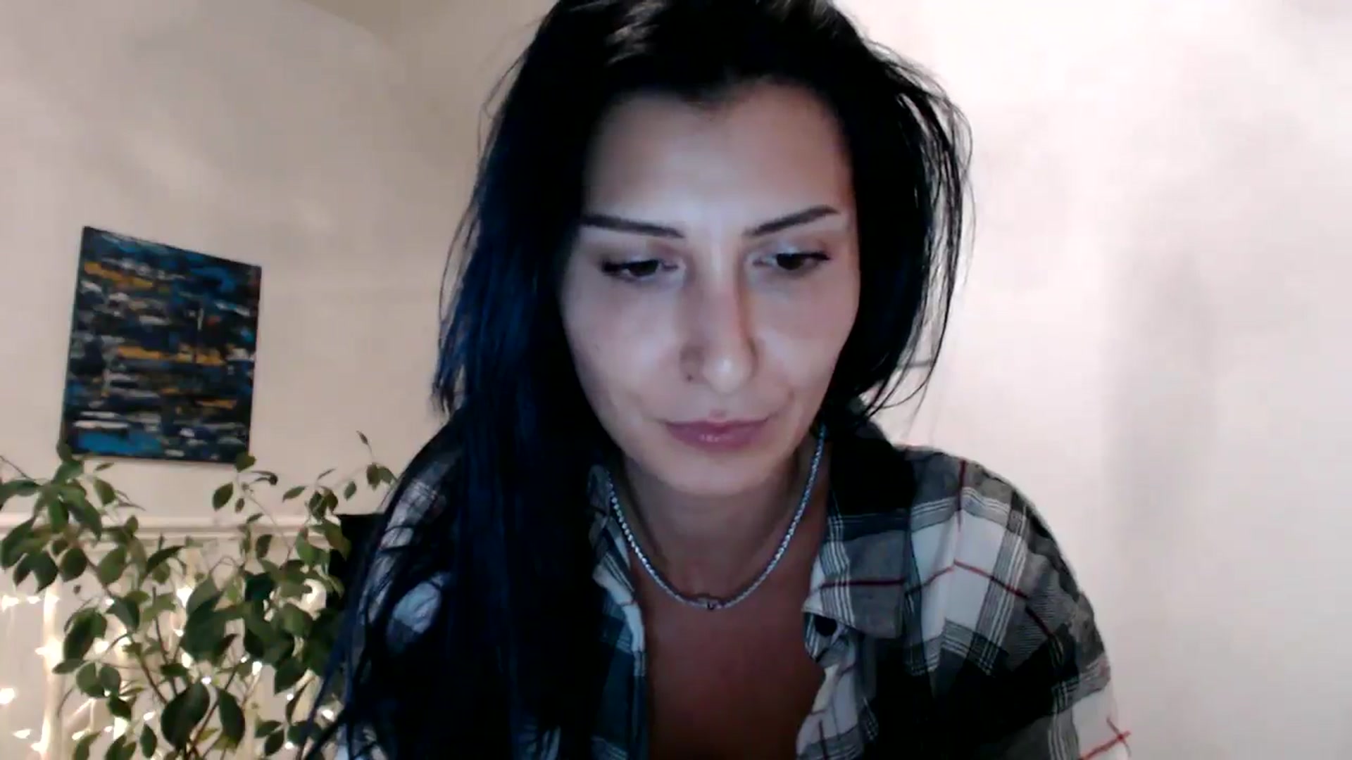 Gallery image thumbnail from MissLeanne's myfreecams stream on, 08/19/2025, 19:55 image 13 of 20