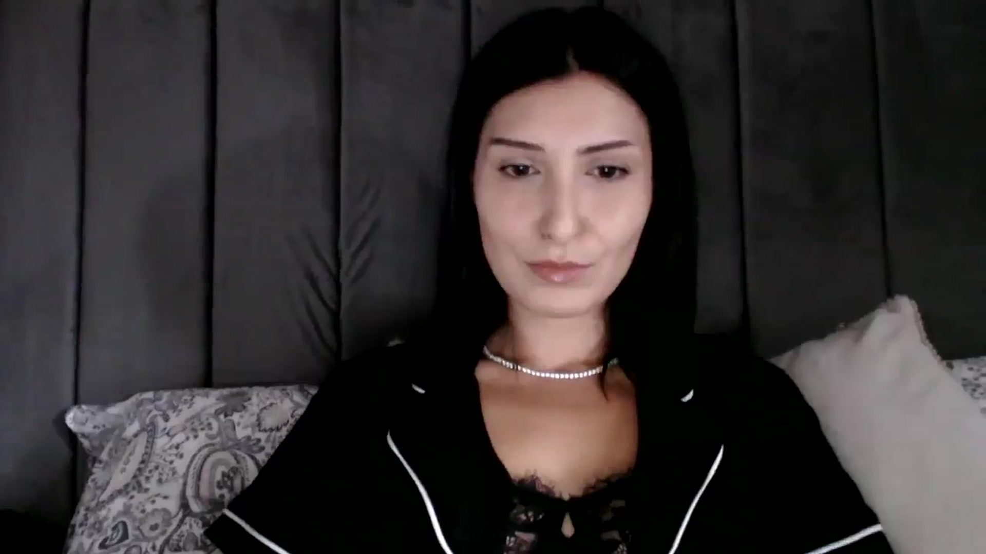 Gallery image thumbnail from MissLeanne's myfreecams stream on, 08/21/2025, 11:49 image 16 of 20