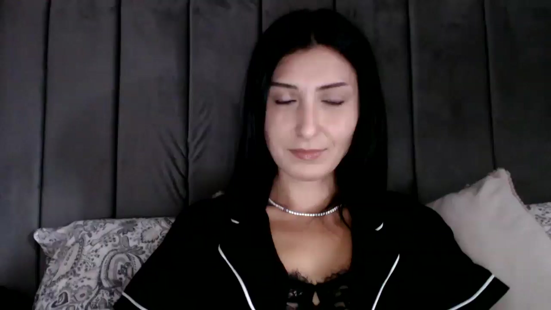 Gallery image thumbnail from MissLeanne's myfreecams stream on, 08/21/2025, 11:49 image 18 of 20