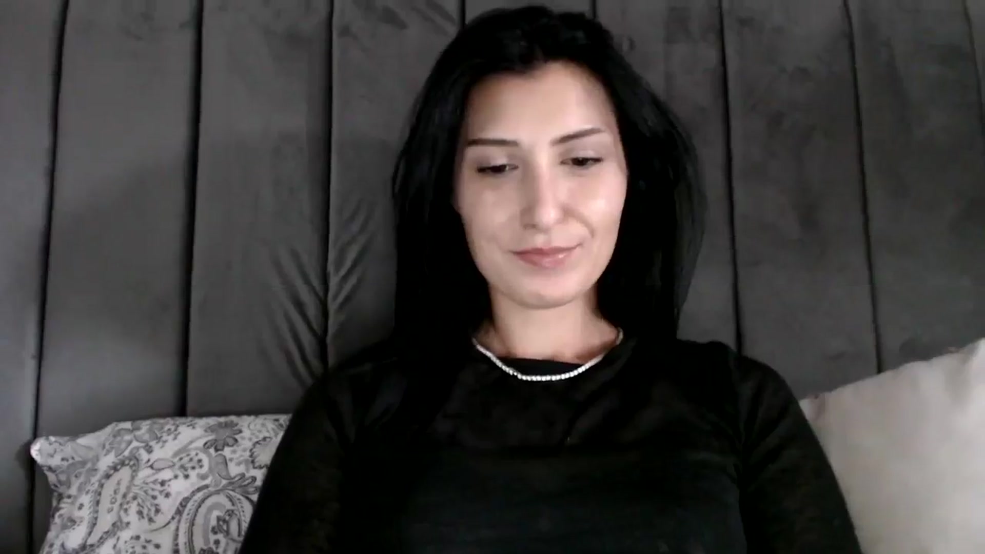 Gallery image thumbnail from MissLeanne's myfreecams stream on, 08/21/2025, 13:46 image 17 of 20