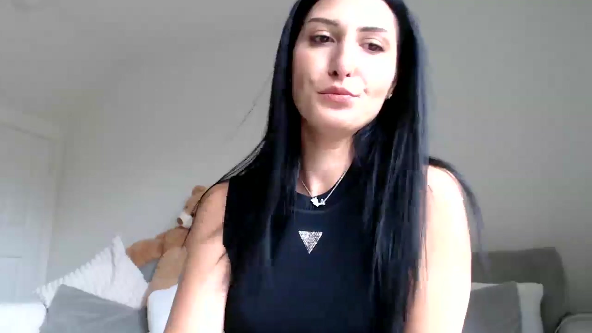 Gallery image thumbnail from MissLeanne's myfreecams stream on, 08/22/2025, 11:54 image 19 of 20