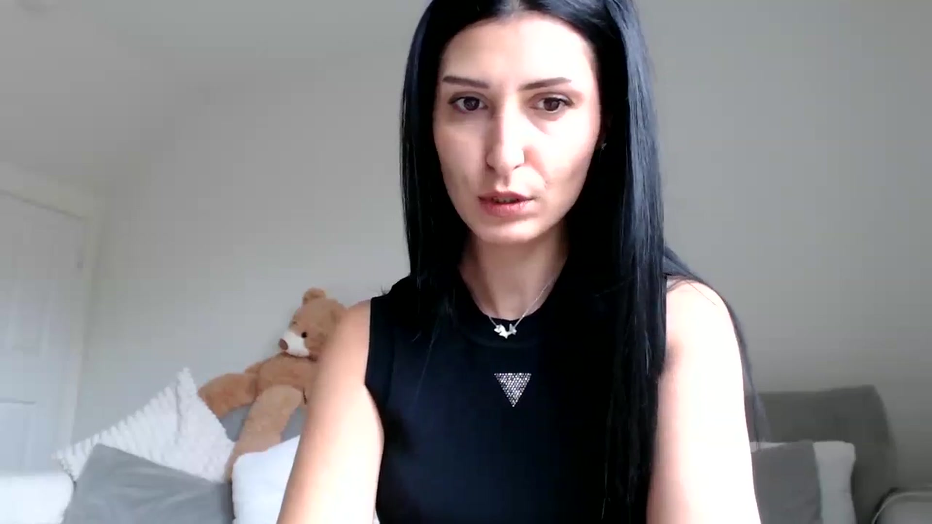 Gallery image thumbnail from MissLeanne's myfreecams stream on, 08/22/2025, 11:54 image 14 of 20