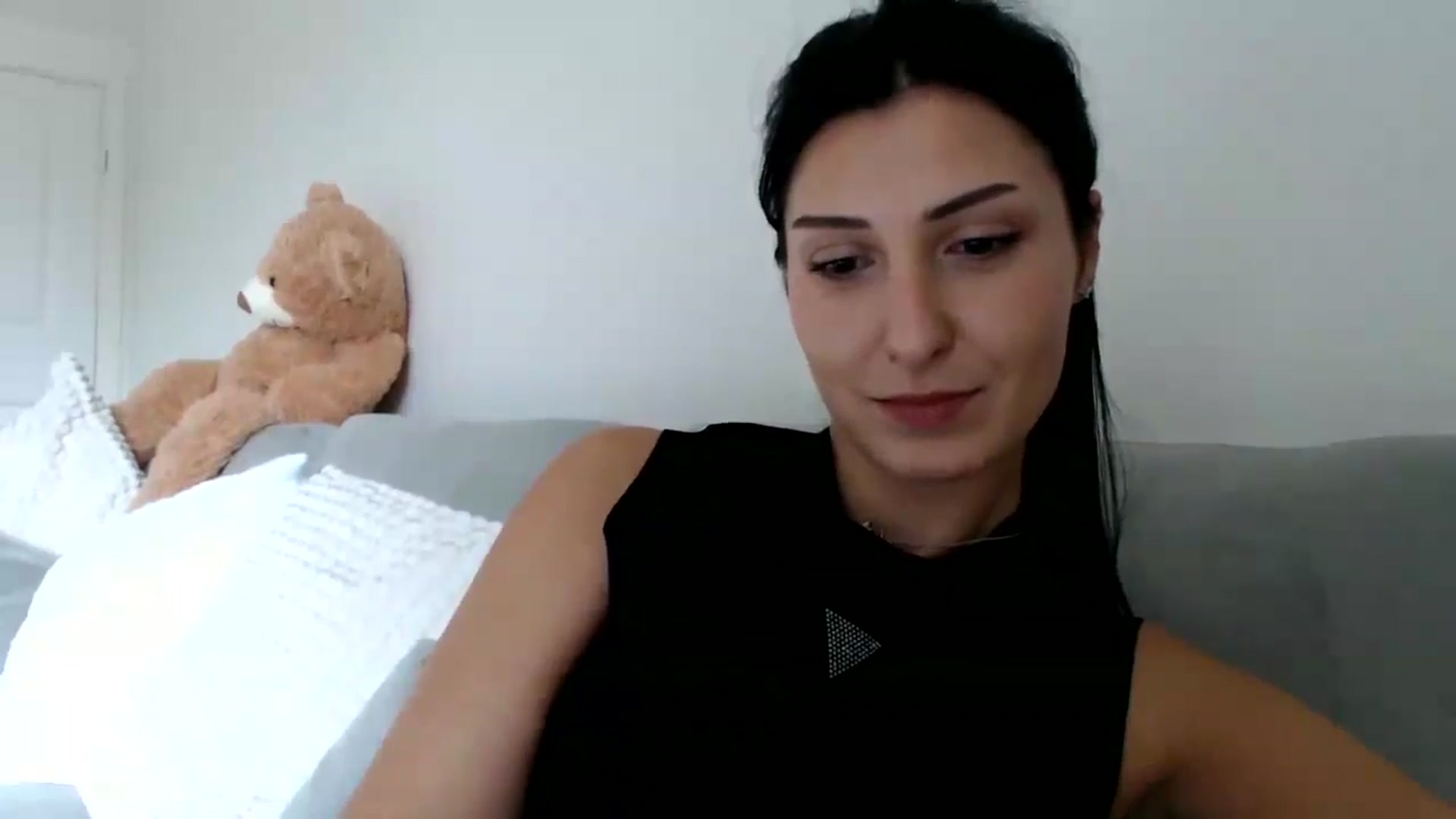 Gallery image thumbnail from MissLeanne's myfreecams stream on, 08/22/2025, 11:54 image 8 of 20