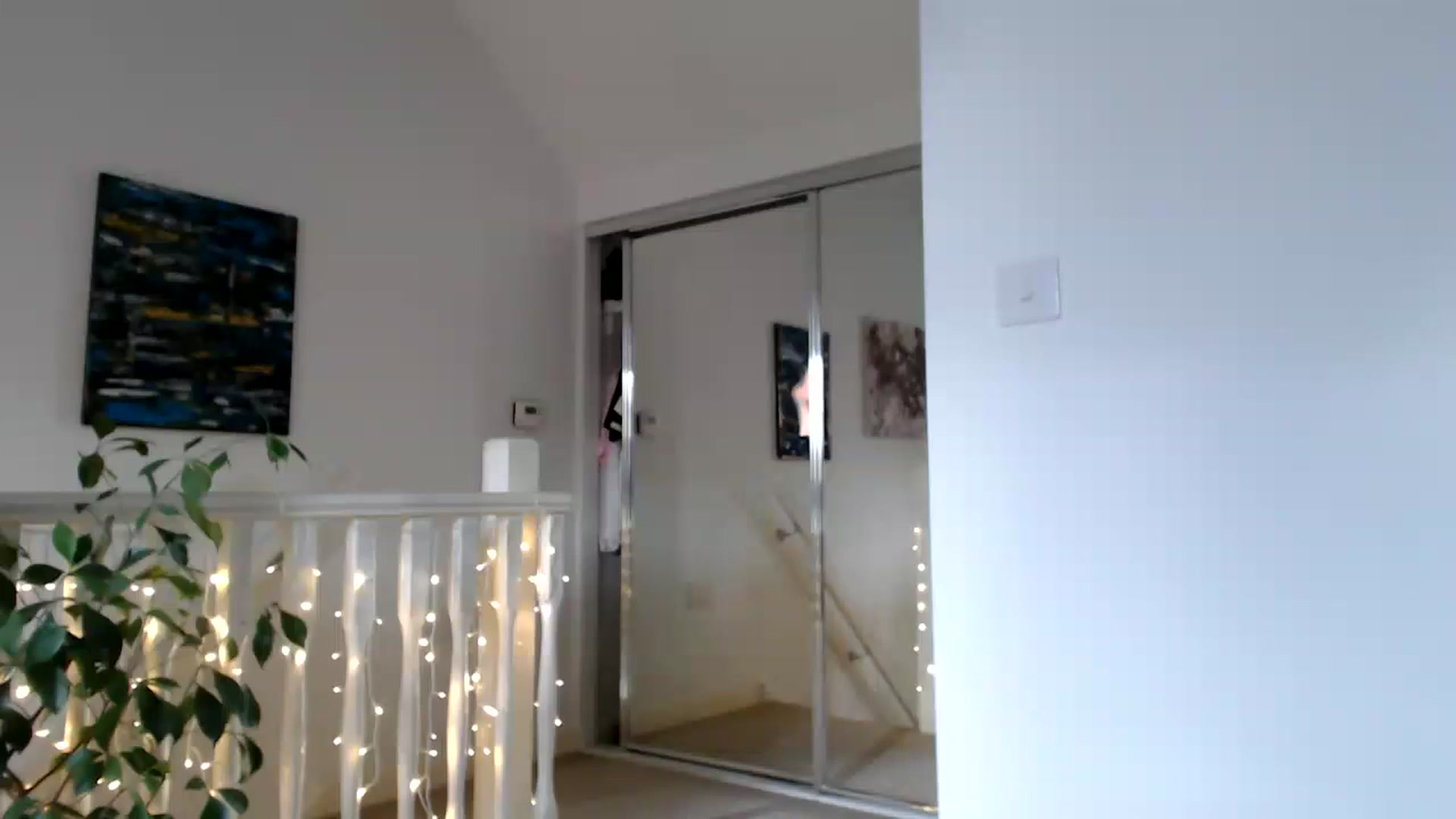 Gallery image thumbnail from MissLeanne's myfreecams stream on, 08/29/2025, 15:39 image 7 of 20
