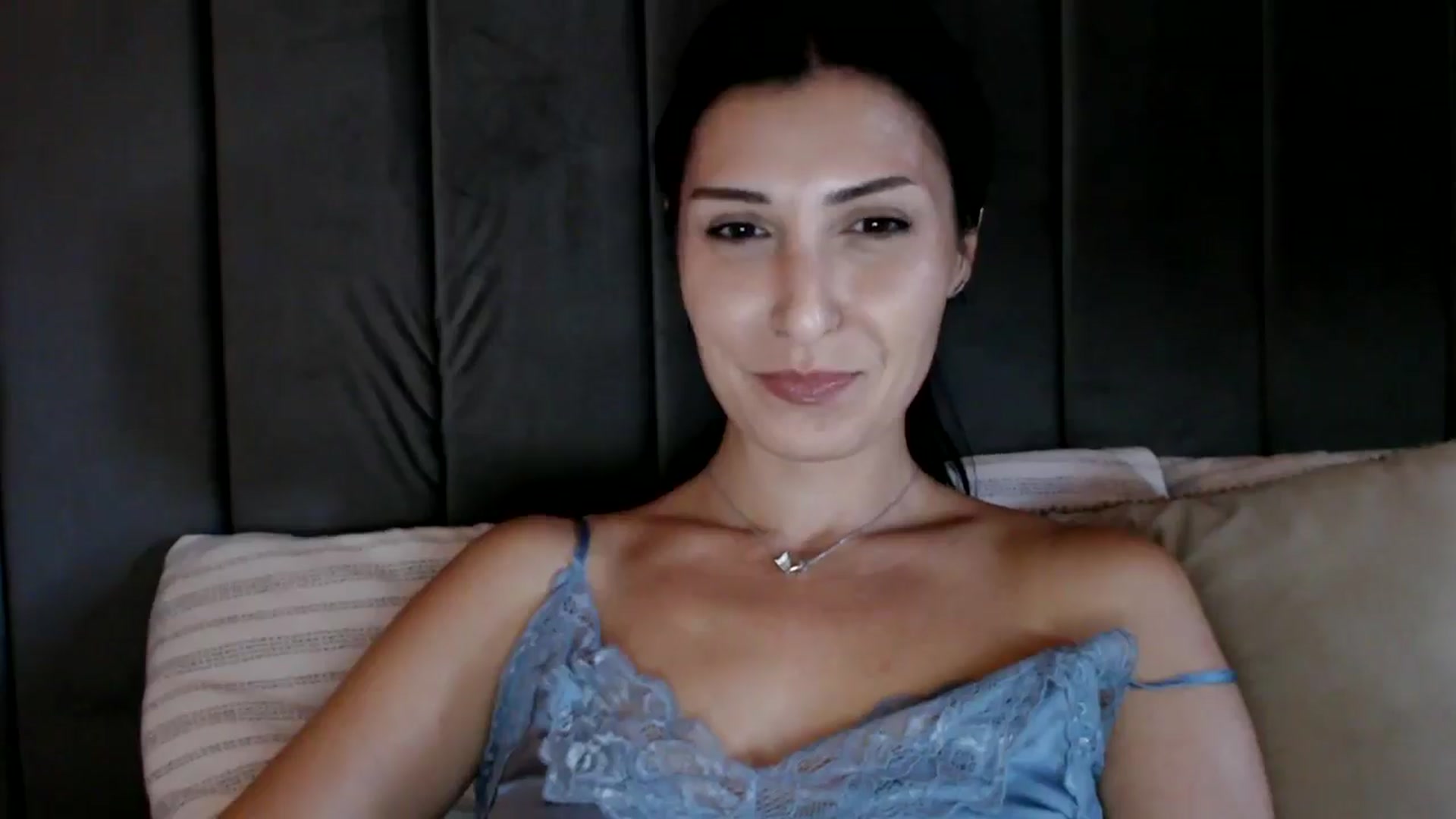 Gallery image thumbnail from MissLeanne's myfreecams stream on, 08/29/2025, 18:13 image 5 of 20