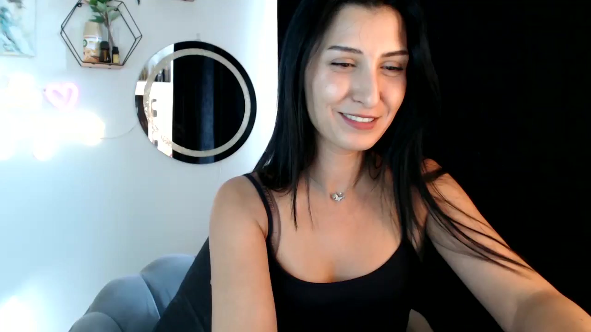 Gallery image thumbnail from MissLeanne's myfreecams stream on, 09/01/2025, 14:10 image 11 of 20