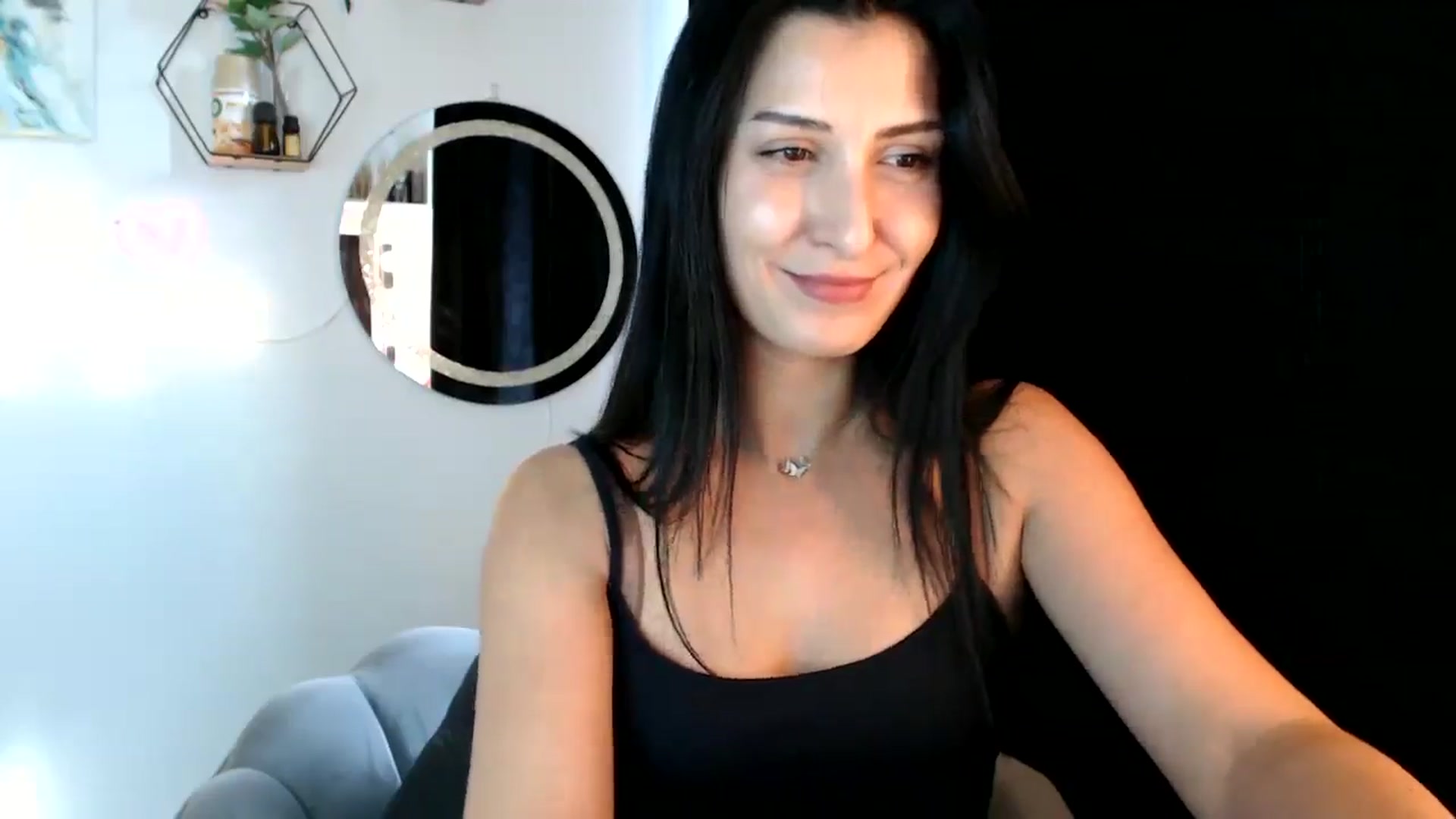 Gallery image thumbnail from MissLeanne's myfreecams stream on, 09/01/2025, 14:10 image 9 of 20