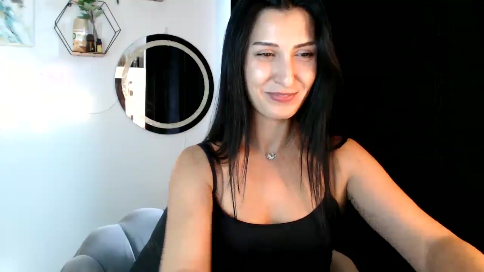 Gallery image thumbnail from MissLeanne's myfreecams stream on, 09/01/2025, 14:10 image 8 of 20