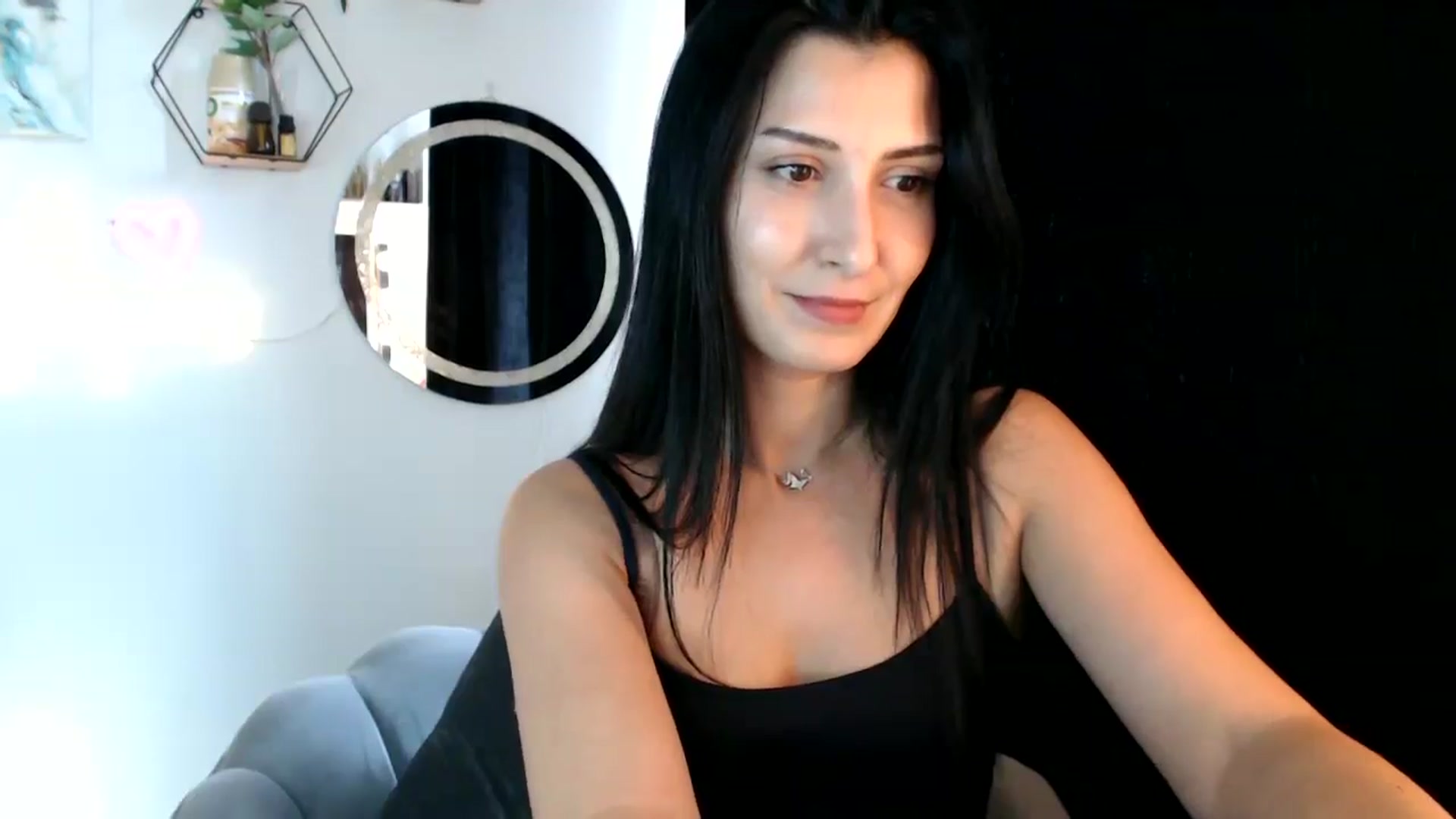Gallery image thumbnail from MissLeanne's myfreecams stream on, 09/01/2025, 14:10 image 10 of 20