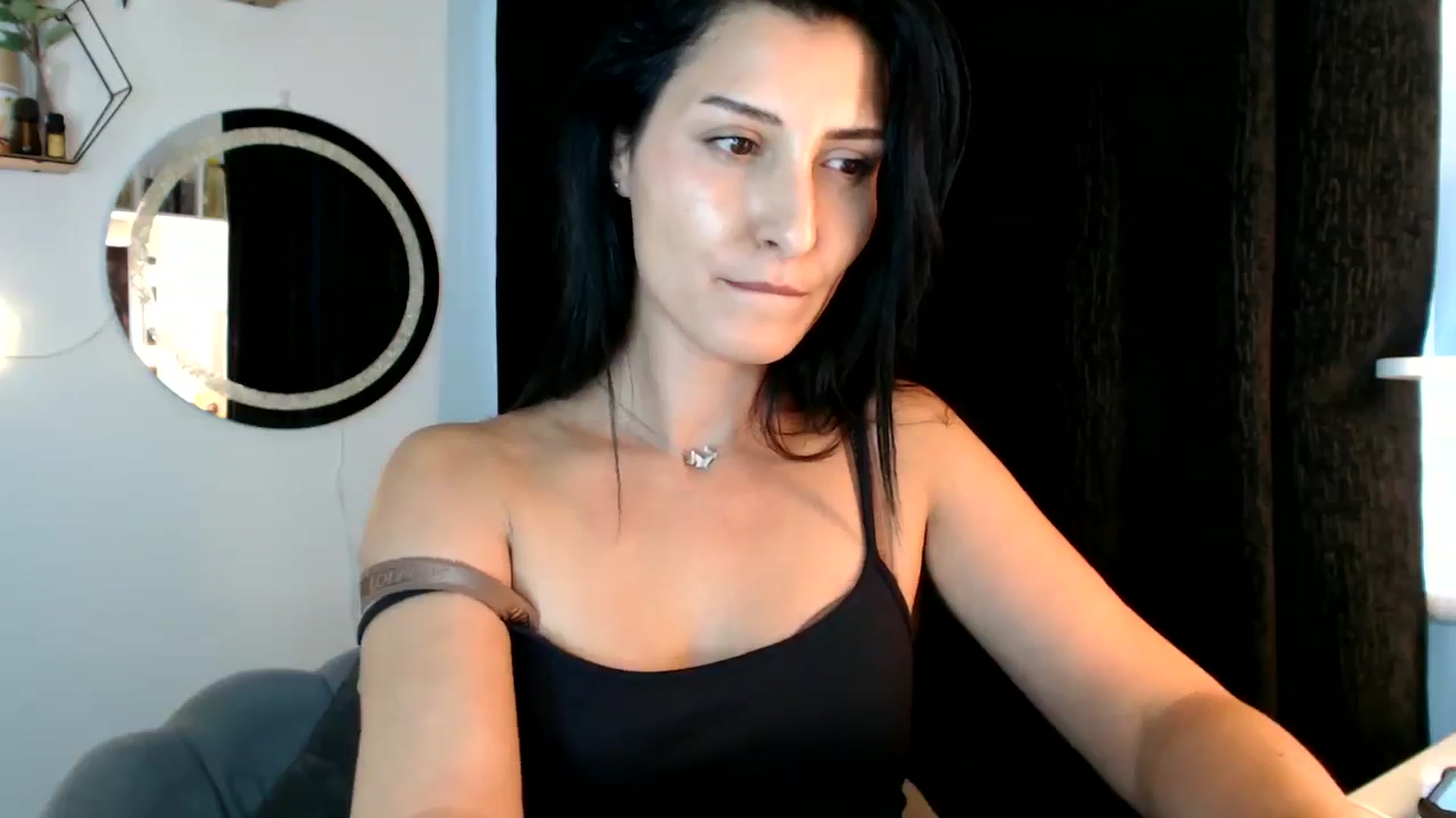 Gallery image thumbnail from MissLeanne's myfreecams stream on, 09/01/2025, 15:37 image 17 of 20