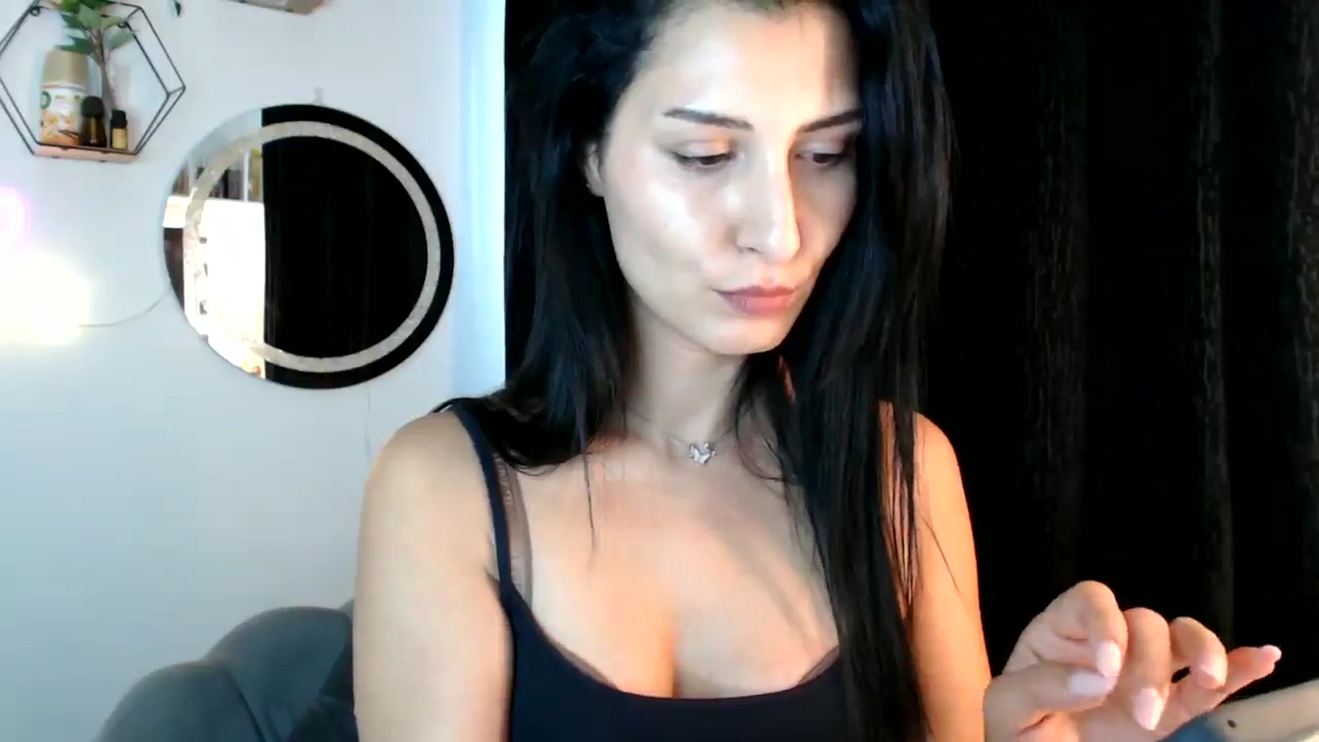 Gallery image thumbnail from MissLeanne's myfreecams stream on, 09/01/2025, 15:37 image 5 of 20