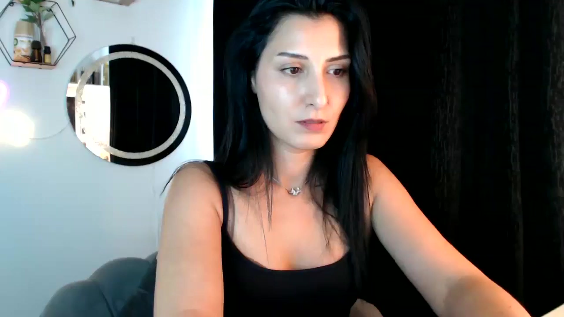 Gallery image thumbnail from MissLeanne's myfreecams stream on, 09/01/2025, 15:37 image 10 of 20
