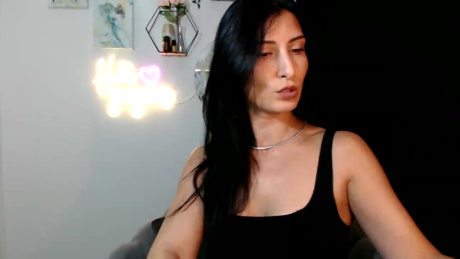 Gallery image thumbnail from MissLeanne's myfreecams stream on, 09/02/2025, 08:41 image 11 of 20