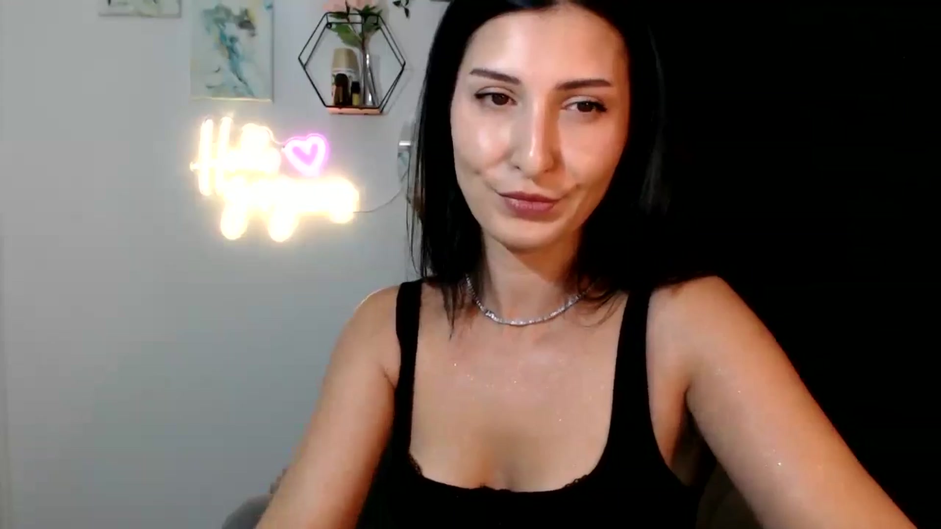 Gallery image thumbnail from MissLeanne's myfreecams stream on, 09/02/2025, 08:41 image 16 of 20