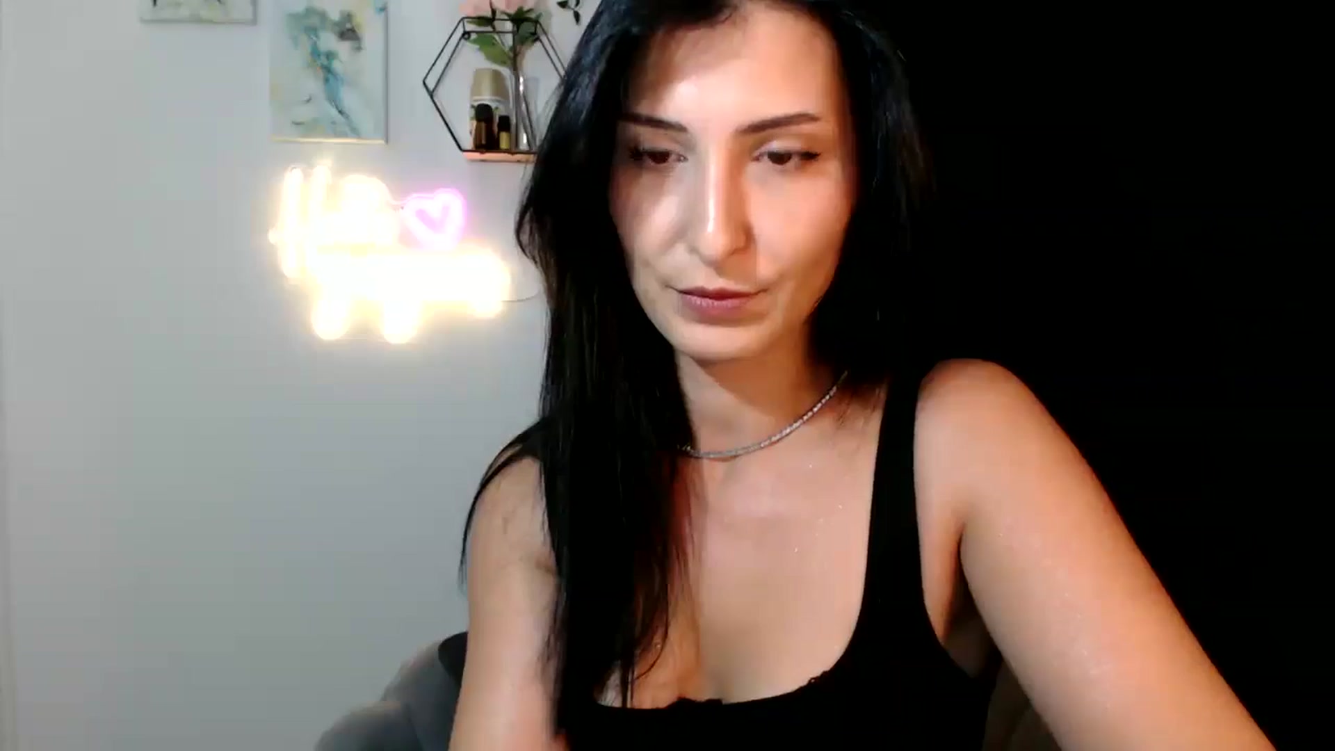 Gallery image thumbnail from MissLeanne's myfreecams stream on, 09/02/2025, 08:41 image 7 of 20