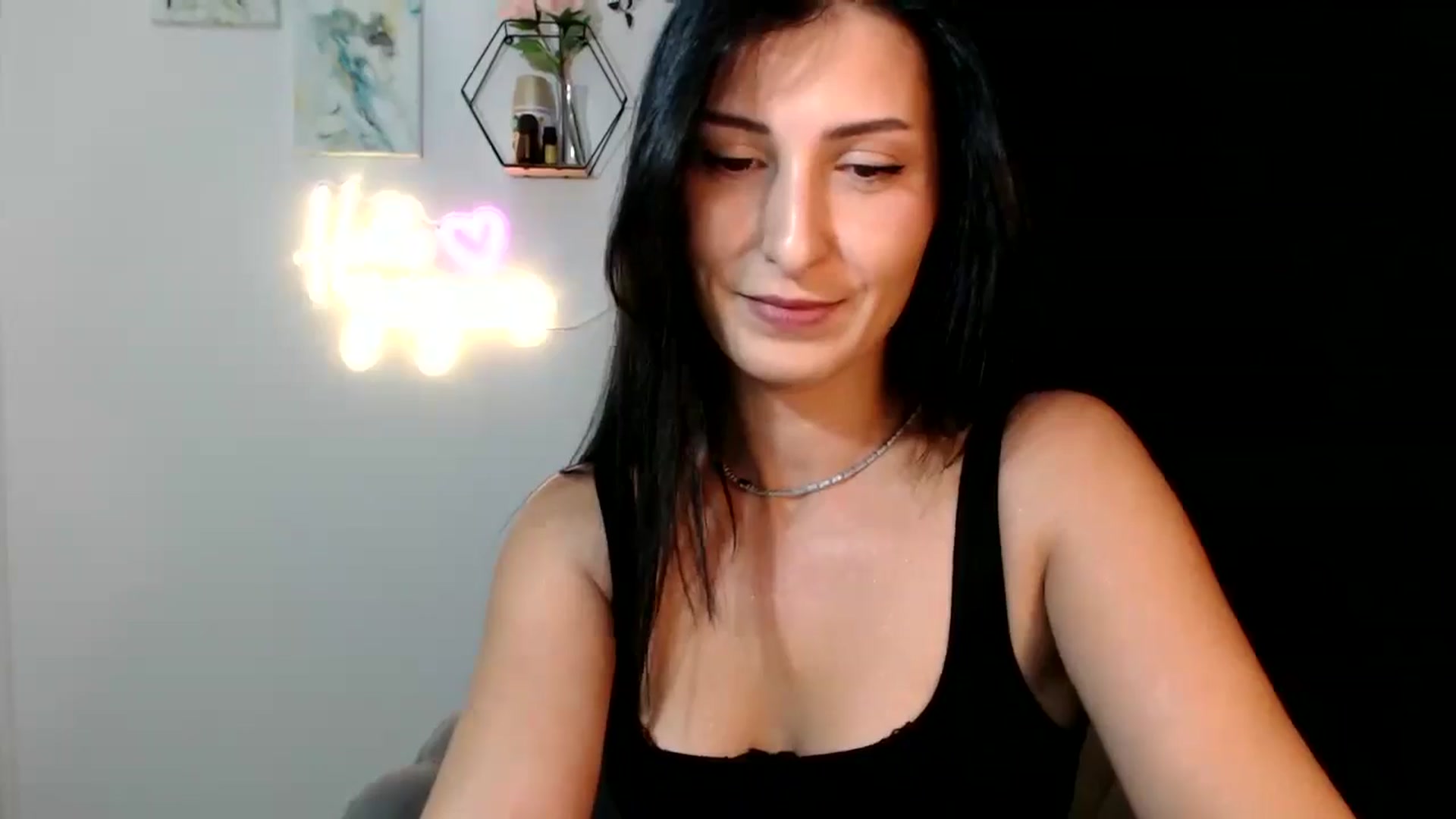 Gallery image thumbnail from MissLeanne's myfreecams stream on, 09/02/2025, 08:41 image 8 of 20