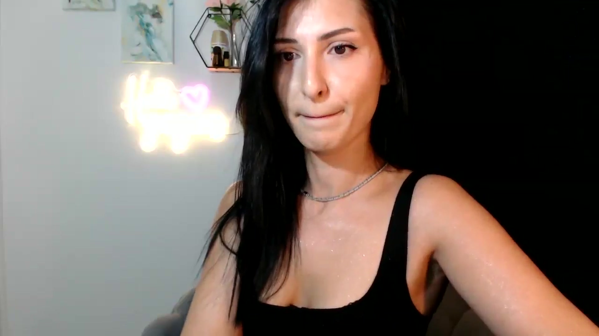 Gallery image thumbnail from MissLeanne's myfreecams stream on, 09/02/2025, 08:41 image 12 of 20