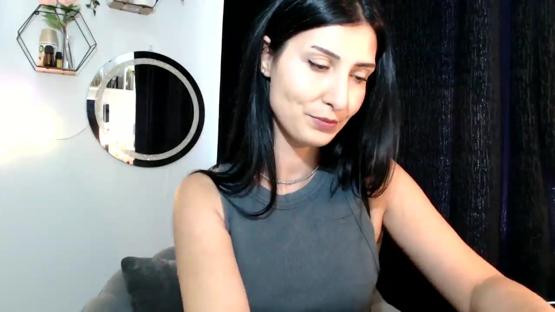 Gallery image thumbnail from MissLeanne's myfreecams stream on, 09/02/2025, 10:27 image 6 of 20