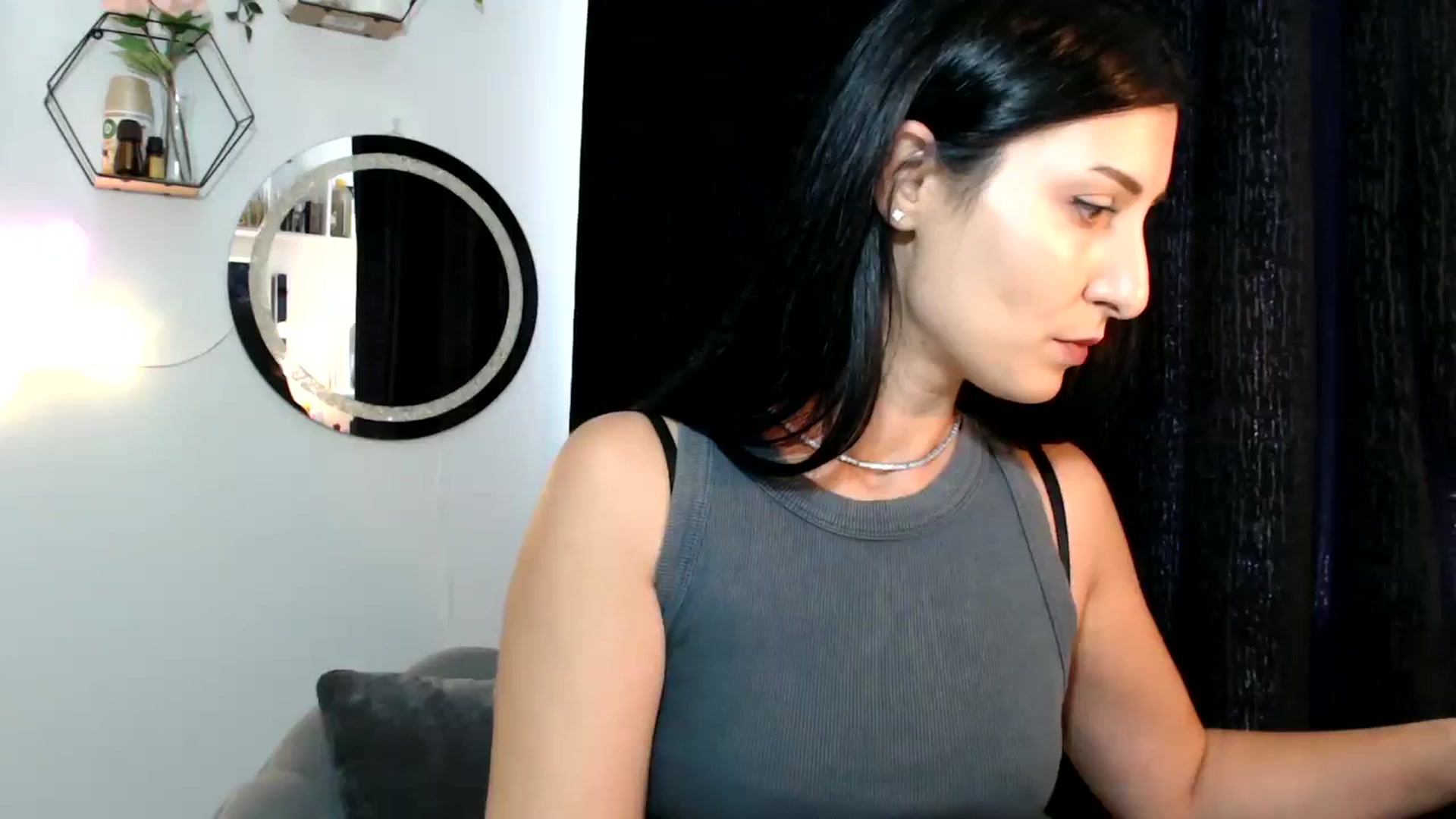 Gallery image thumbnail from MissLeanne's myfreecams stream on, 09/02/2025, 10:27 image 2 of 20