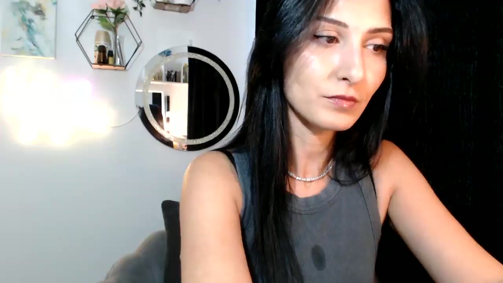 Gallery image thumbnail from MissLeanne's myfreecams stream on, 09/02/2025, 11:09 image 9 of 20