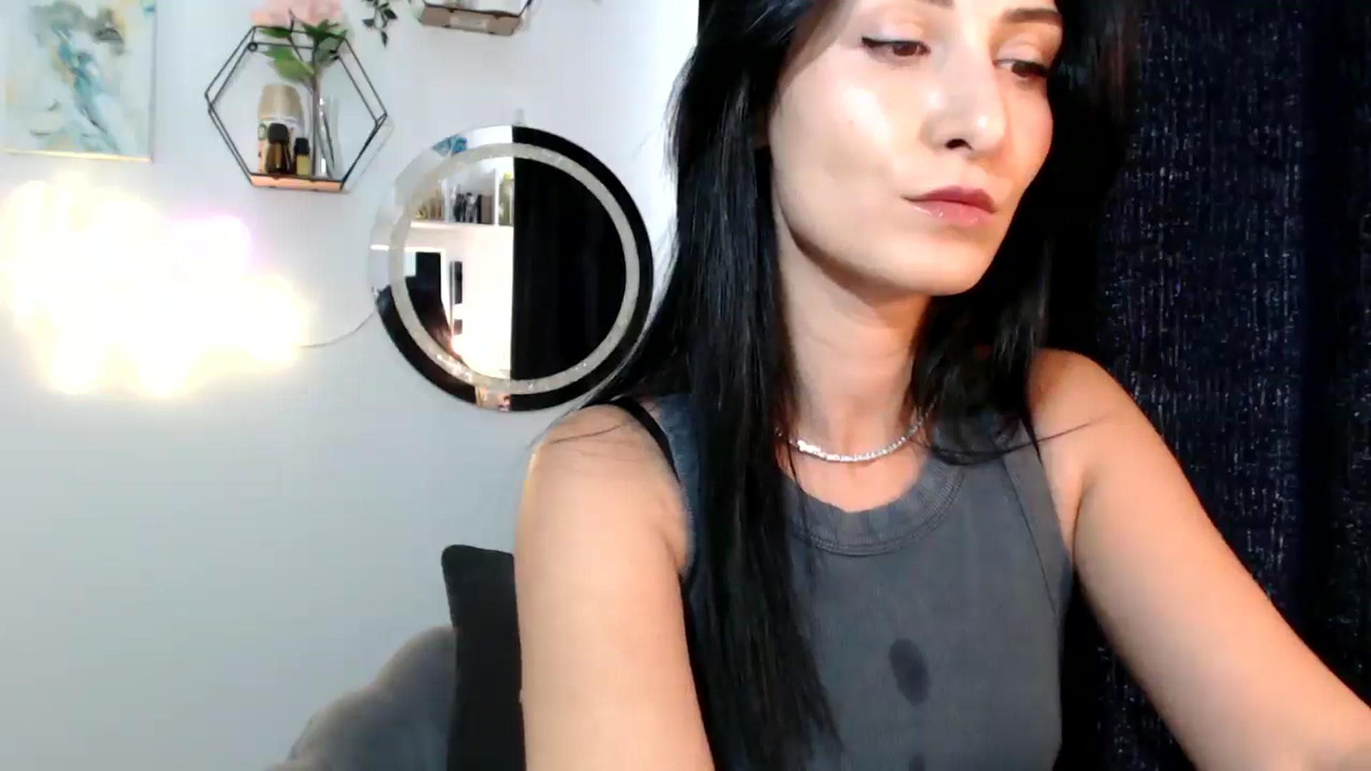 Gallery image thumbnail from MissLeanne's myfreecams stream on, 09/02/2025, 11:09 image 12 of 20