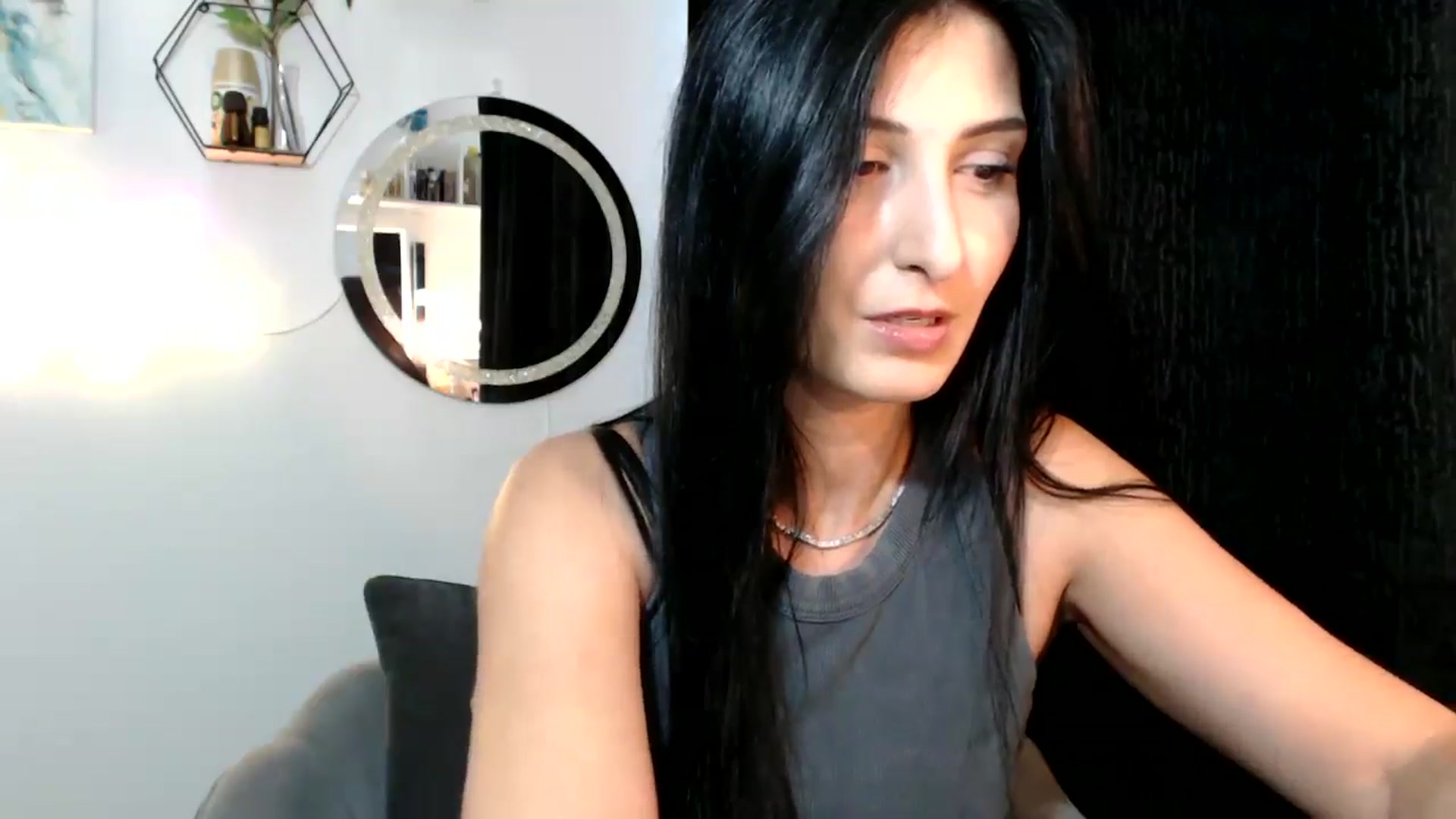 Gallery image thumbnail from MissLeanne's myfreecams stream on, 09/02/2025, 12:50 image 19 of 20