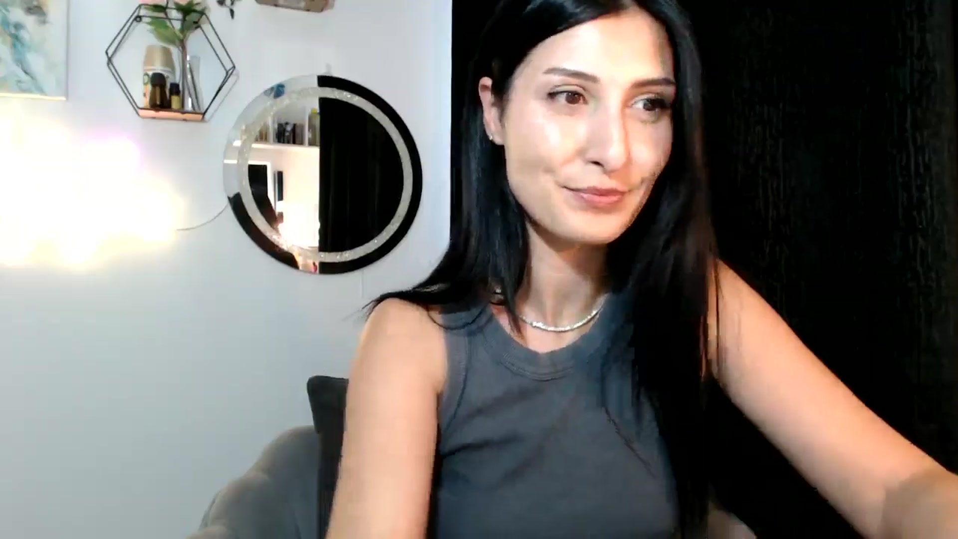 Gallery image thumbnail from MissLeanne's myfreecams stream on, 09/02/2025, 14:17 image 8 of 20