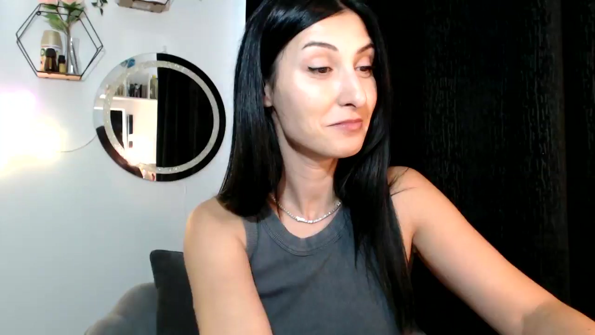 Gallery image thumbnail from MissLeanne's myfreecams stream on, 09/02/2025, 14:17 image 12 of 20