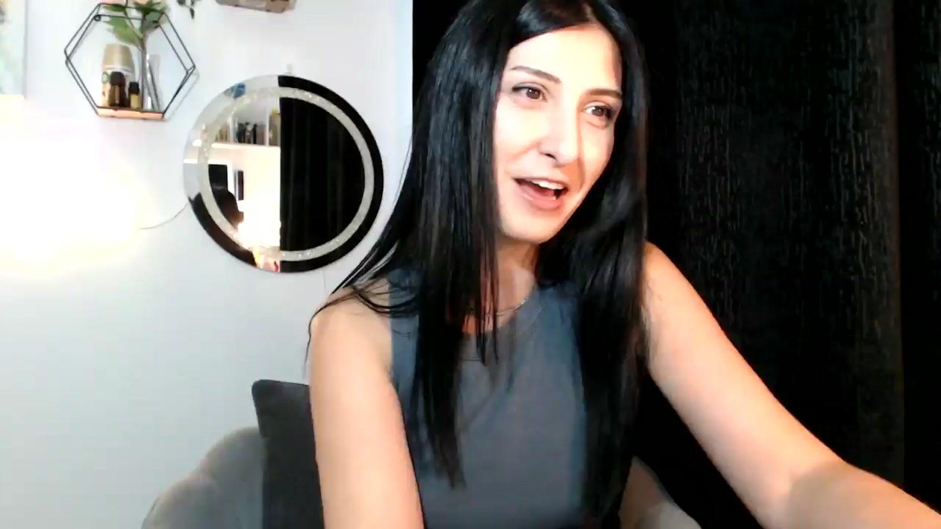 Gallery image thumbnail from MissLeanne's myfreecams stream on, 09/02/2025, 14:17 image 5 of 20