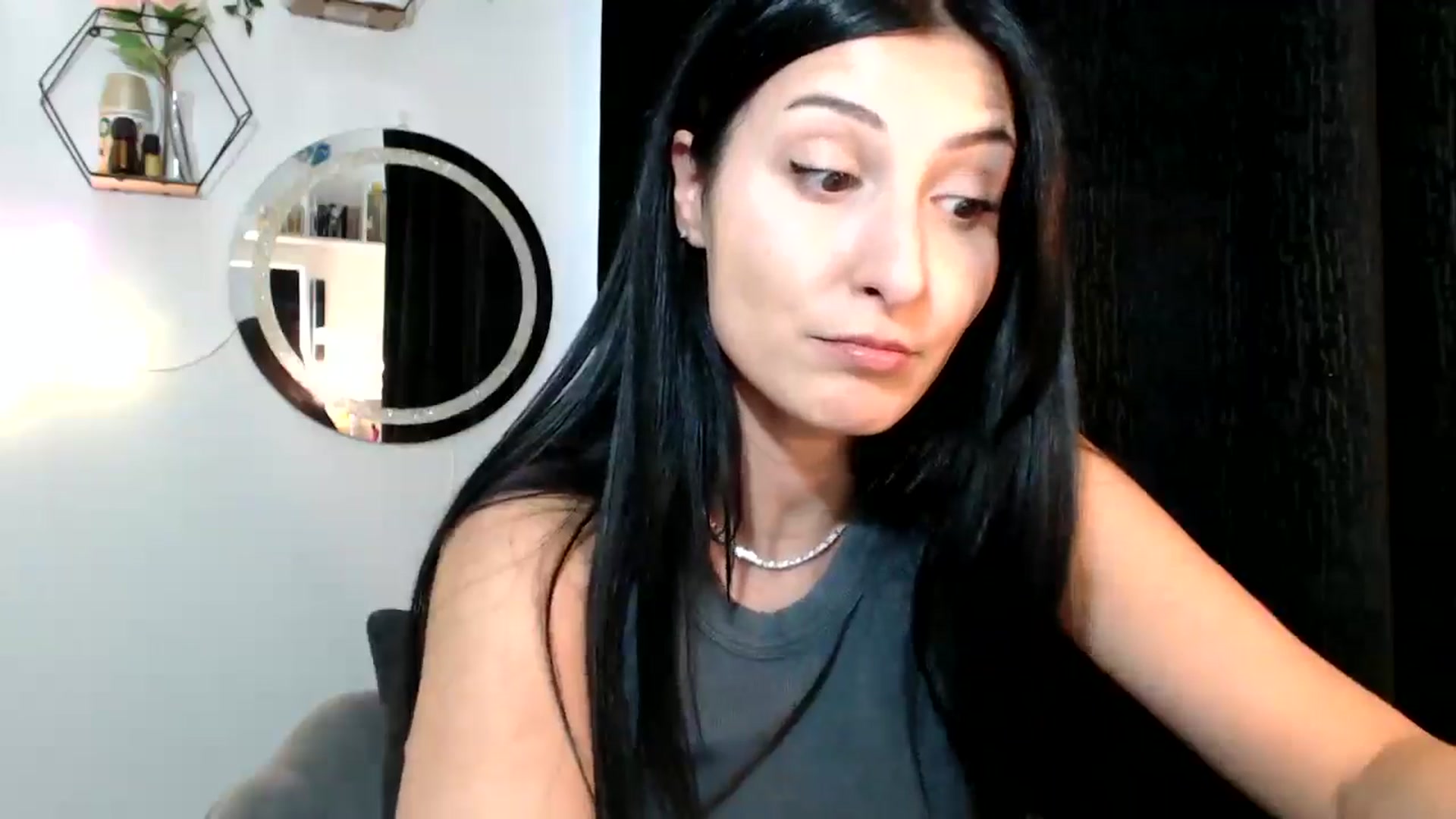 Gallery image thumbnail from MissLeanne's myfreecams stream on, 09/02/2025, 14:17 image 9 of 20