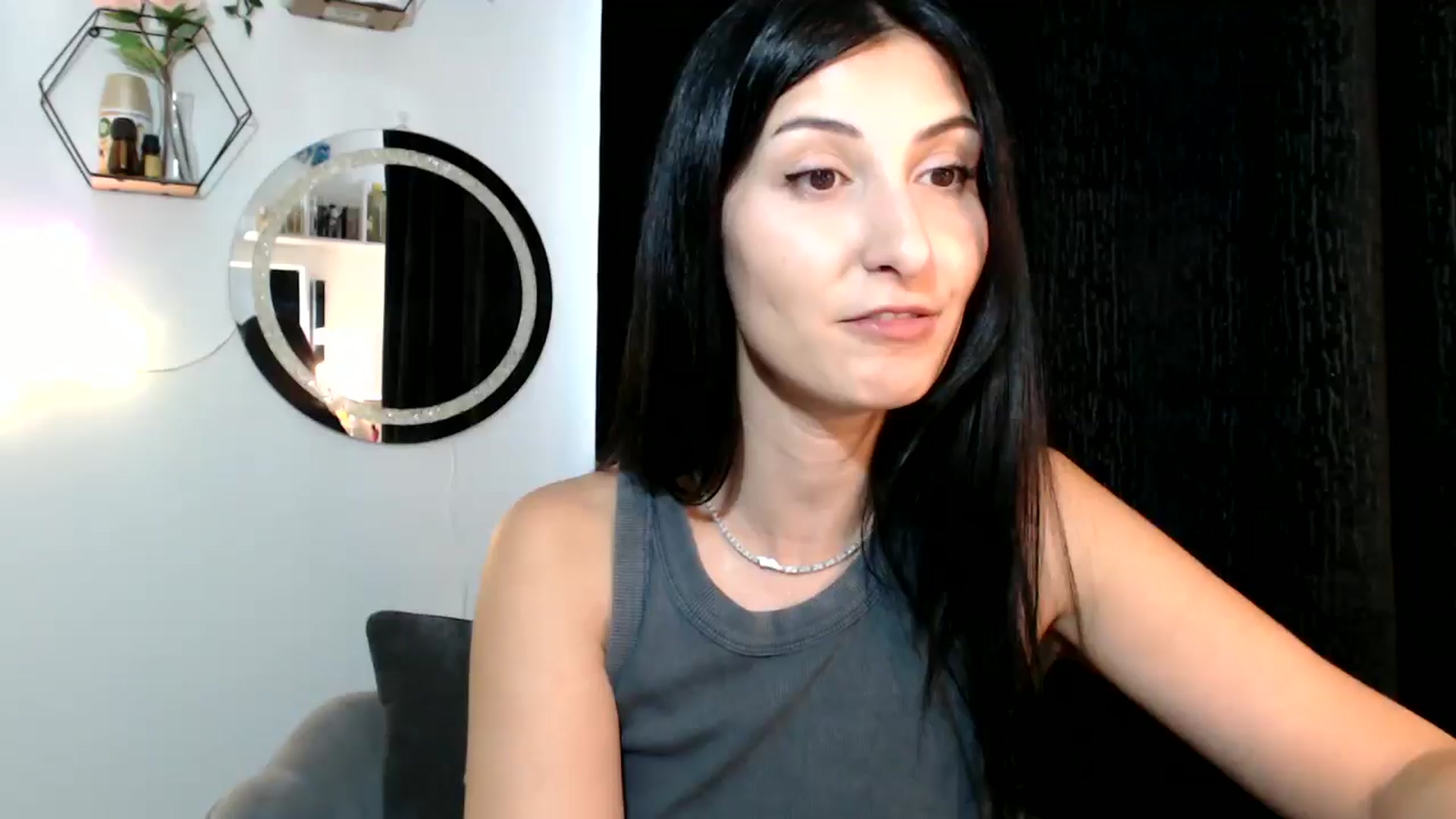 Gallery image thumbnail from MissLeanne's myfreecams stream on, 09/02/2025, 14:17 image 13 of 20