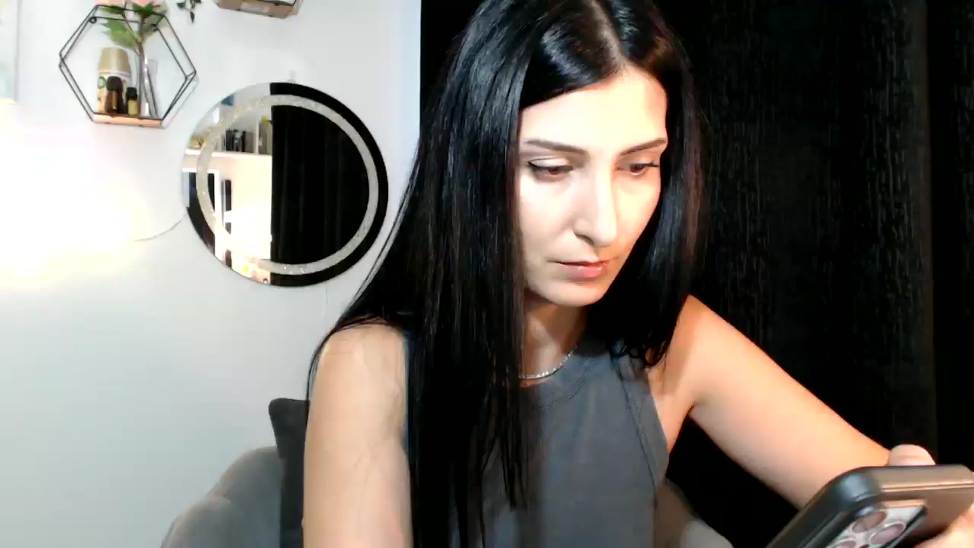 Gallery image thumbnail from MissLeanne's myfreecams stream on, 09/02/2025, 14:17 image 1 of 20