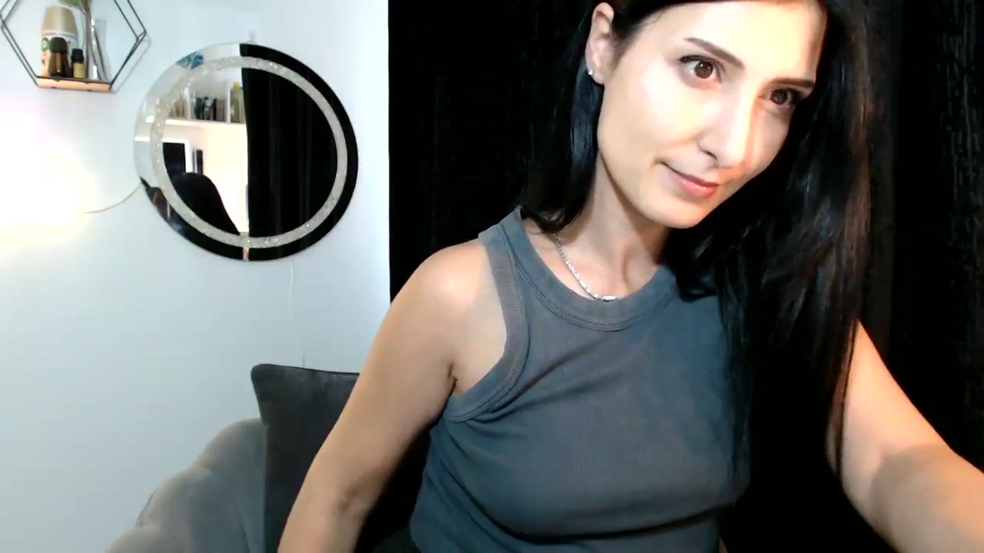 Gallery image thumbnail from MissLeanne's myfreecams stream on, 09/02/2025, 14:17 image 19 of 20